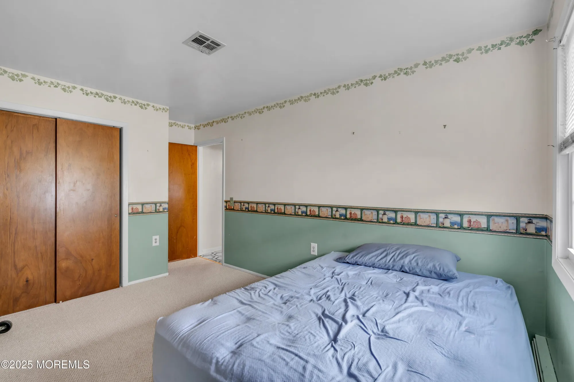 Property Slideshow image 13 of 23 | 208 bonaire dr, Toms River, NJ, 08757