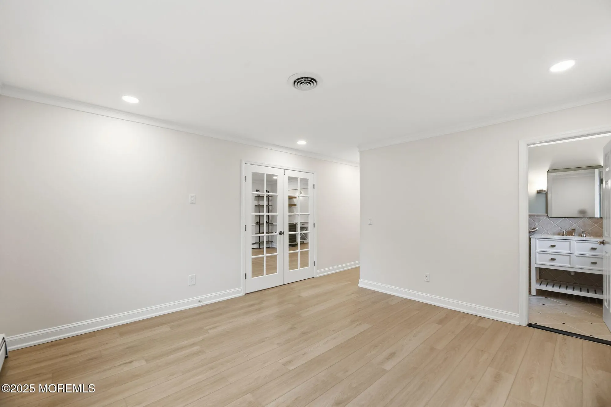 Property Slideshow image 17 of 29 | 24 bugle ct, Toms River, NJ, 08757