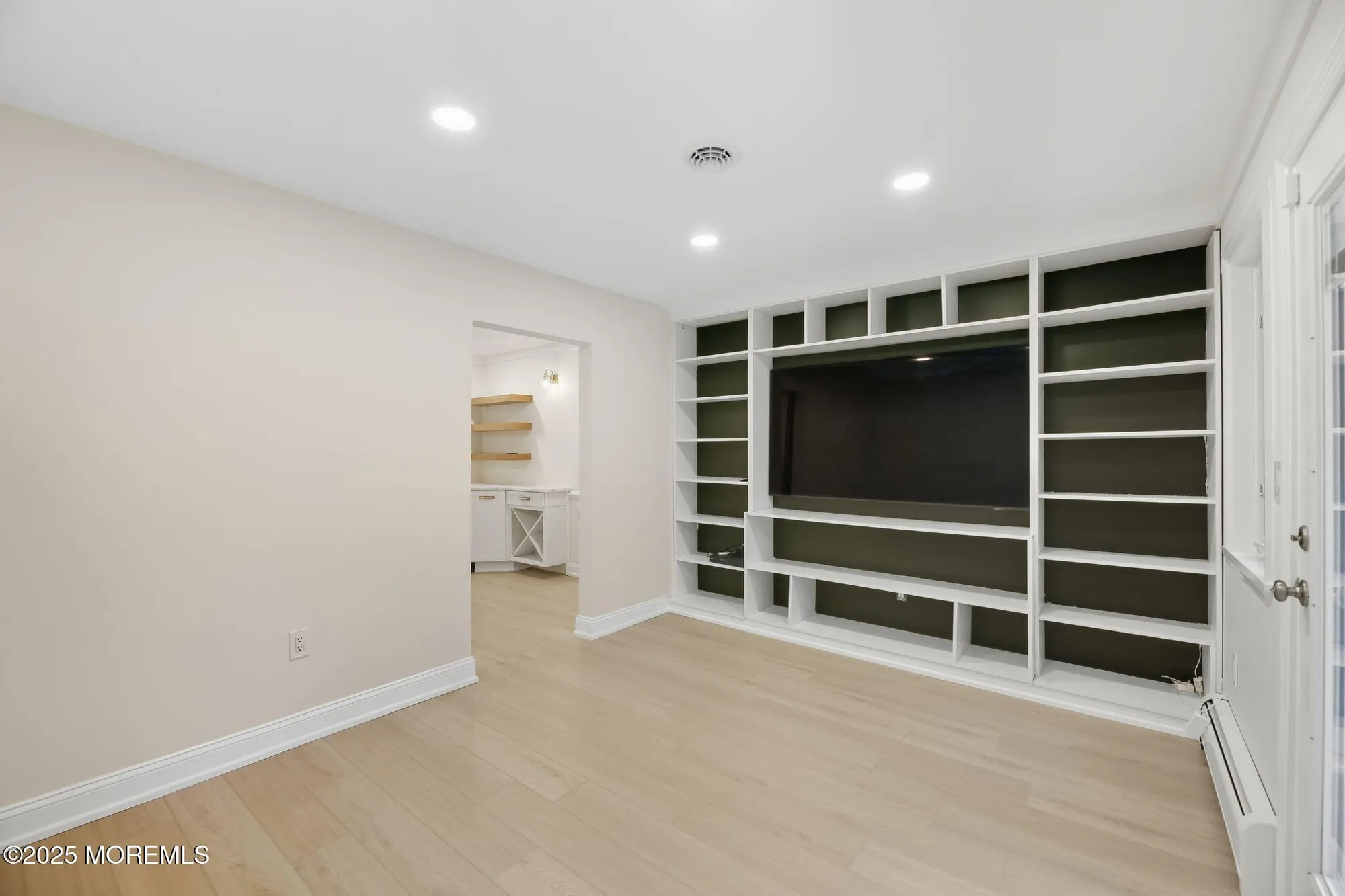 Property Slideshow image 14 of 29 | 24 bugle ct, Toms River, NJ, 08757