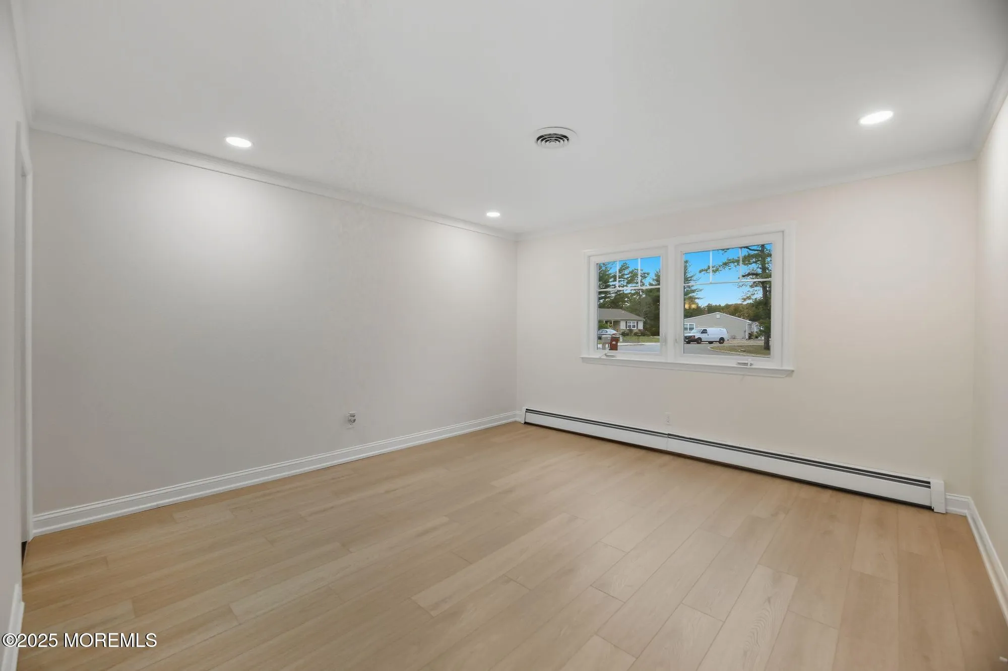 Property Slideshow image 19 of 29 | 24 bugle ct, Toms River, NJ, 08757