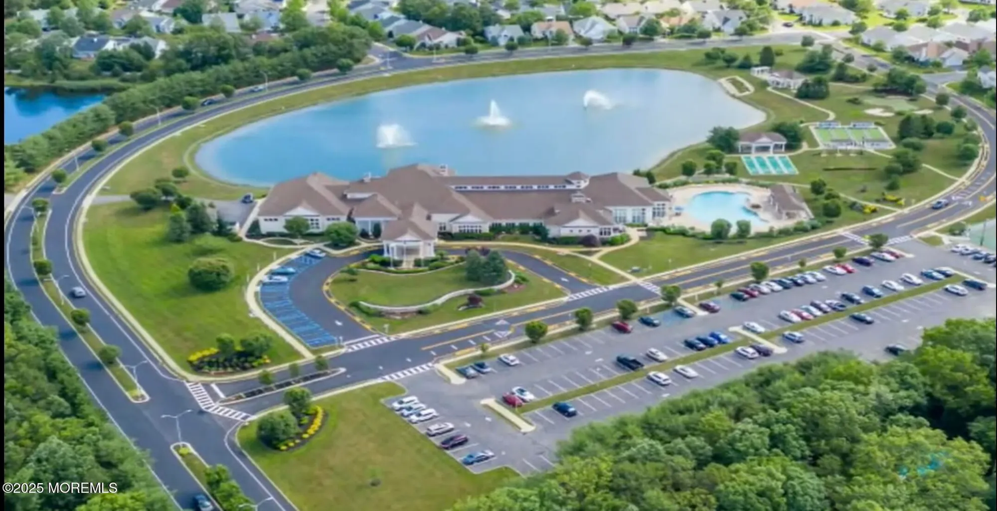 Property Slideshow image 36 of 54 | 19 windy reef ct, Barnegat, NJ, 08005