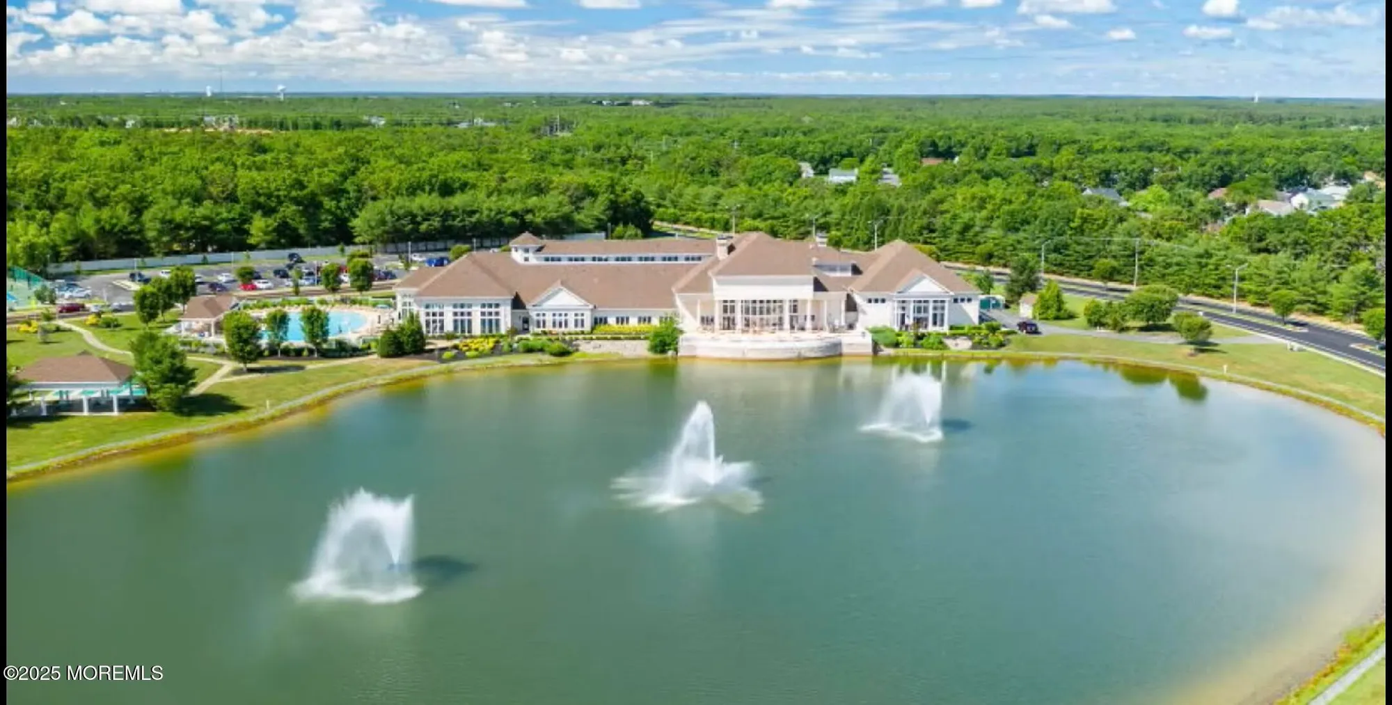 Property Slideshow image 35 of 54 | 19 windy reef ct, Barnegat, NJ, 08005