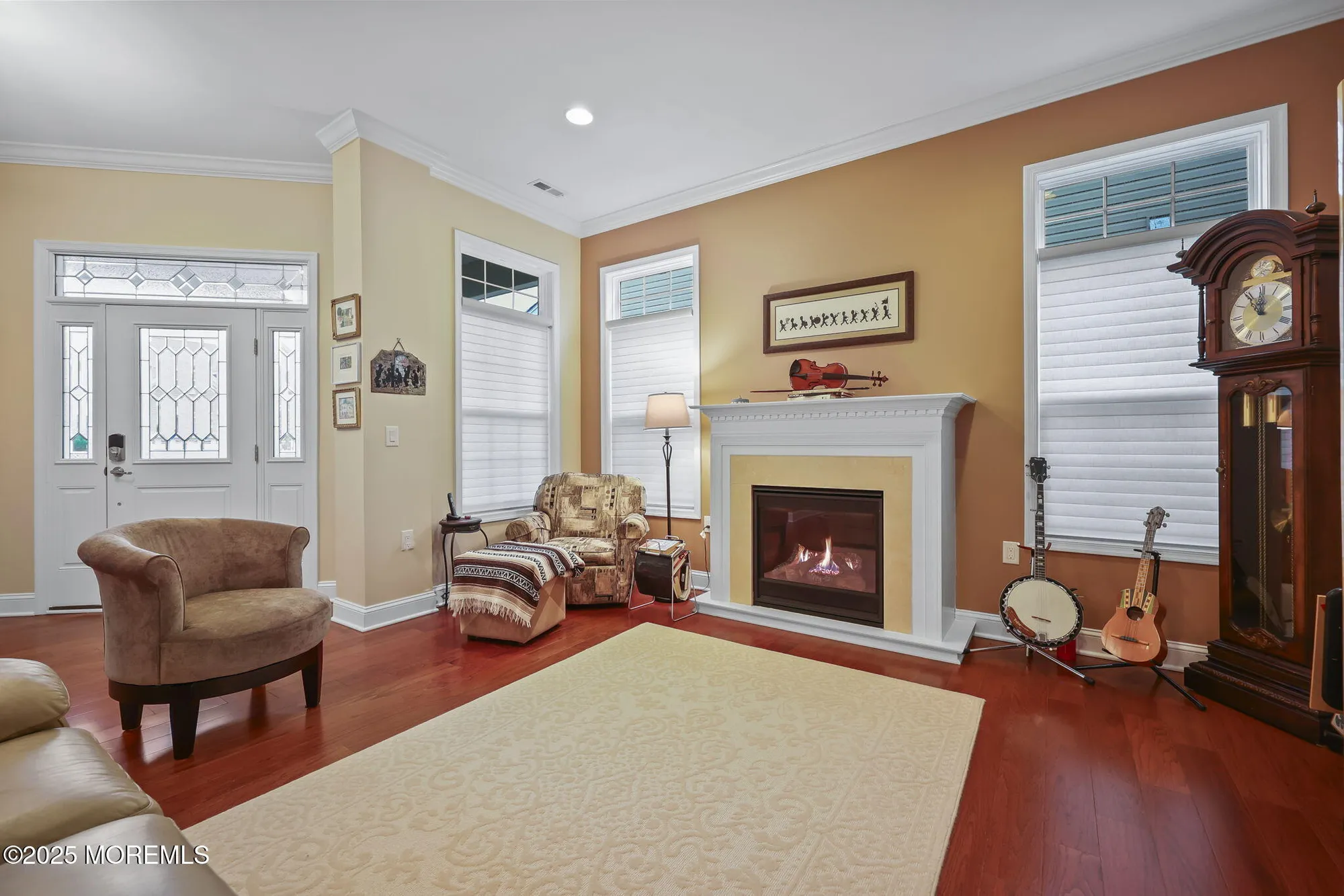 Property Slideshow image 5 of 40 | 240 diamond spring dr, Monroe, NJ, 08831