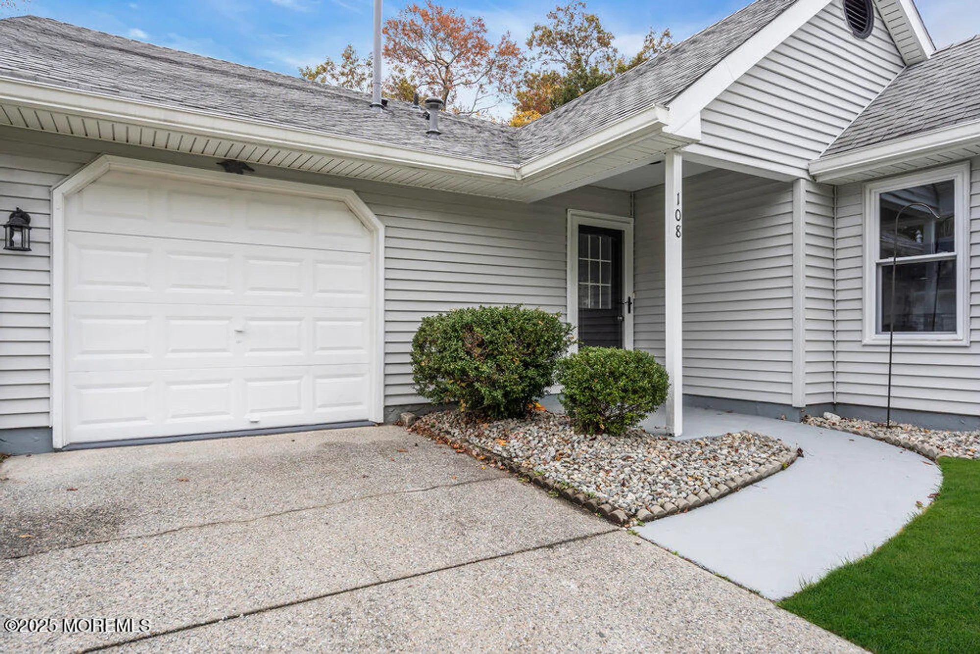 Property Slideshow image 2 of 20 | 108 lantern pl, Little Egg Harbor Twp, NJ, 08087