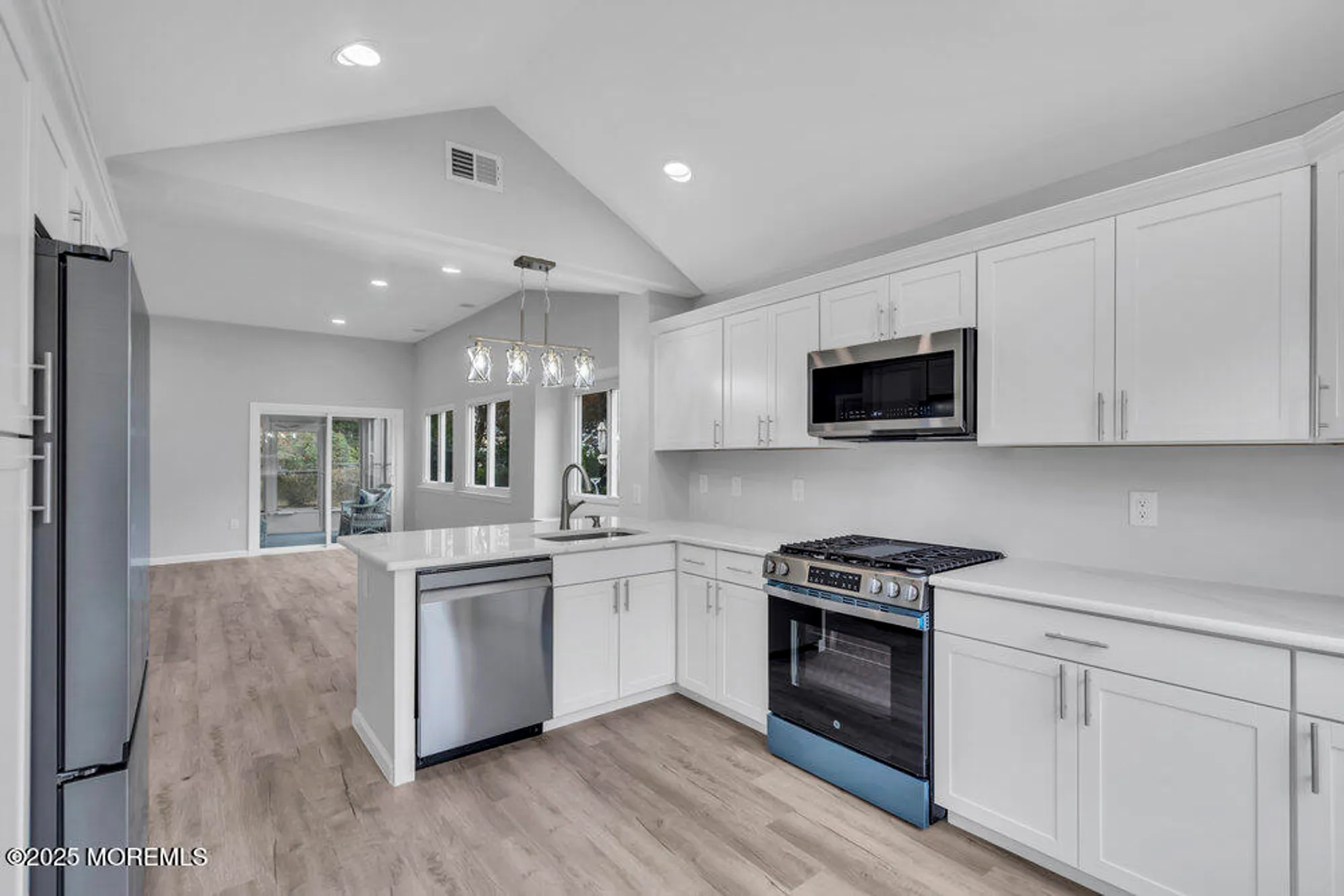 Property Slideshow image 8 of 20 | 108 lantern pl, Little Egg Harbor Twp, NJ, 08087