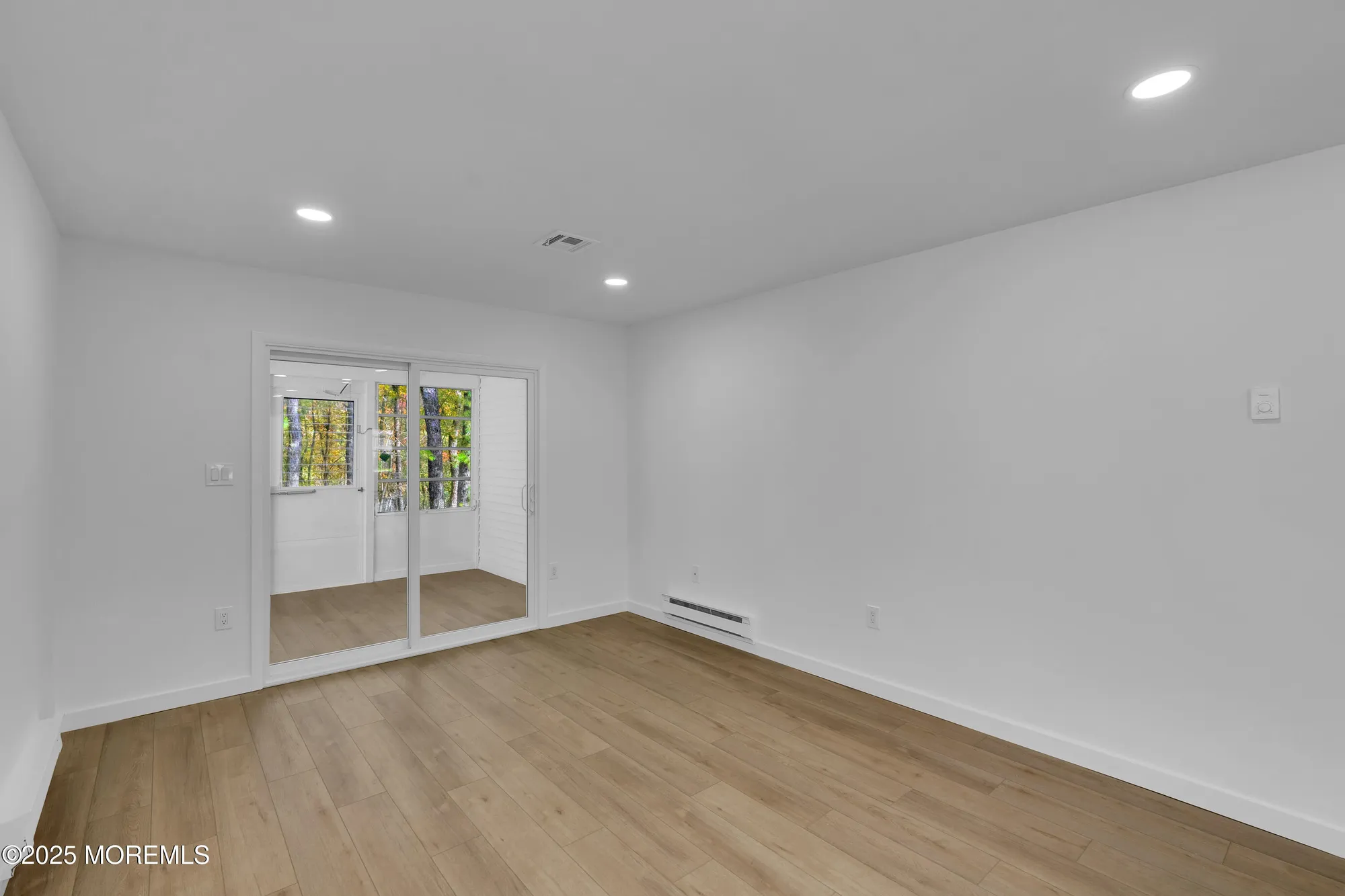 Property Slideshow image 17 of 37 | 3 tudor ct, Brick, NJ, 08723