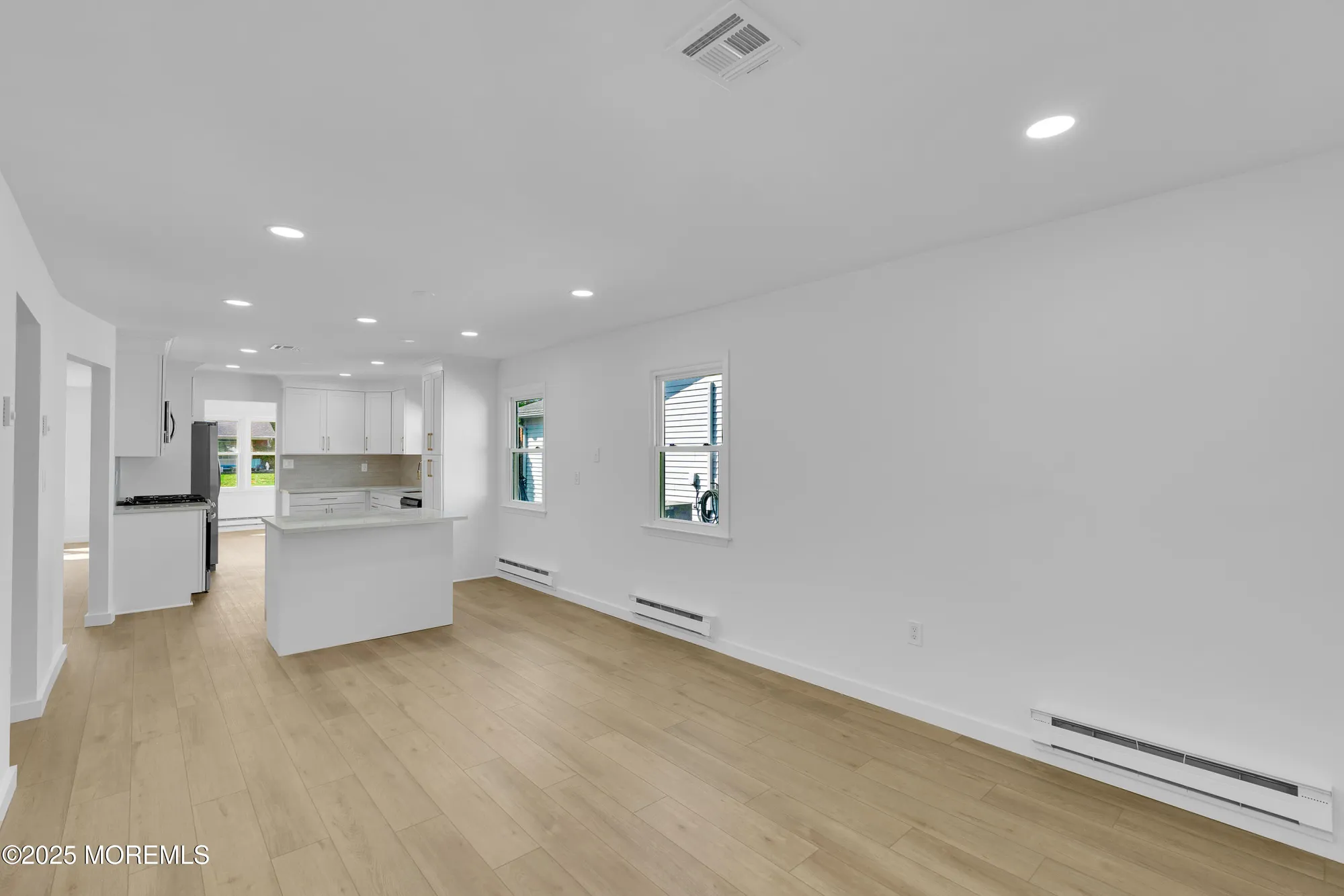 Property Slideshow image 18 of 37 | 3 tudor ct, Brick, NJ, 08723