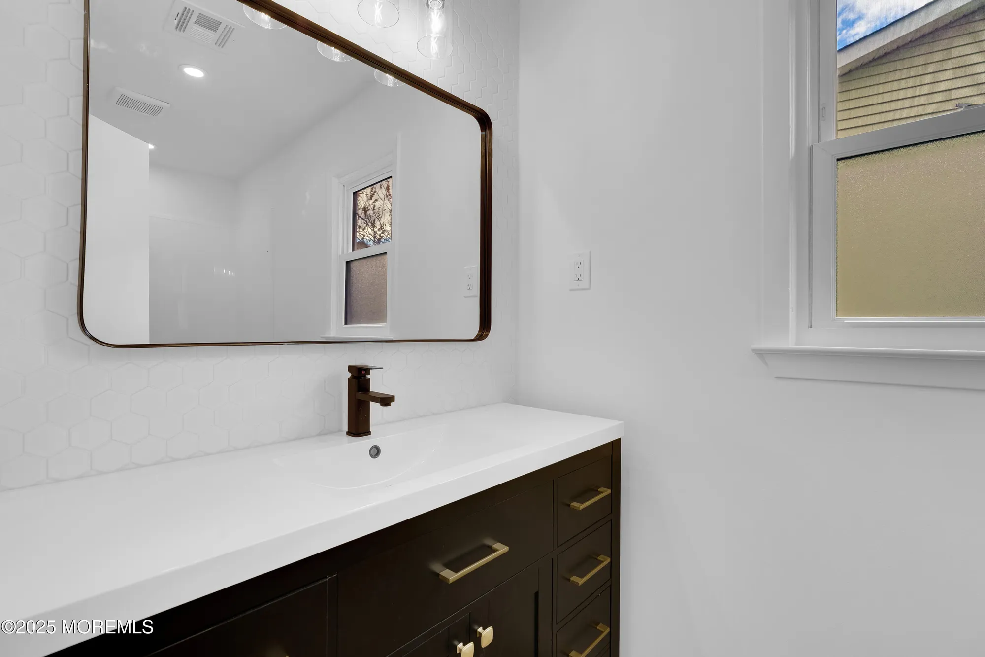 Property Slideshow image 27 of 37 | 3 tudor ct, Brick, NJ, 08723