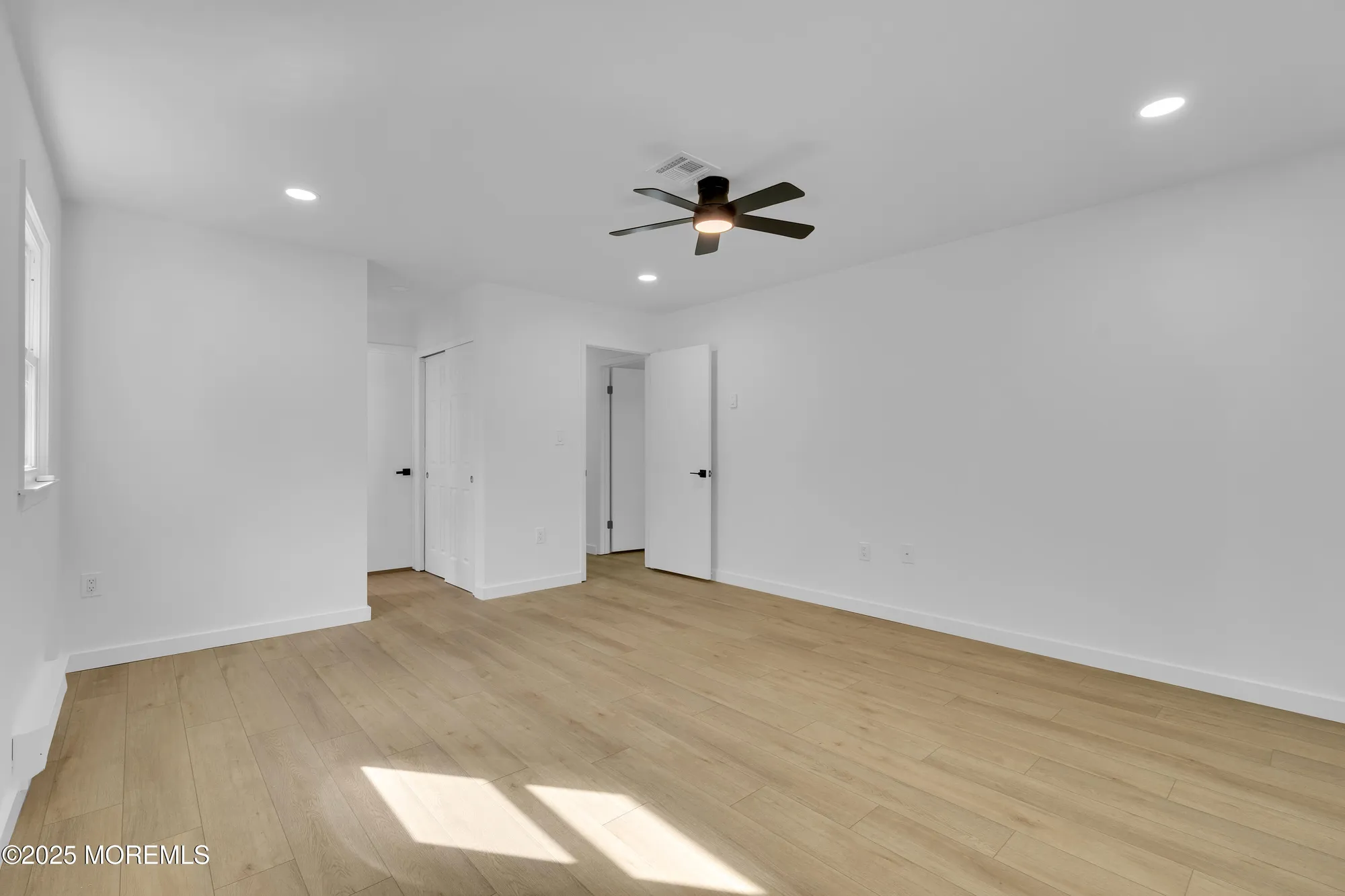 Property Slideshow image 26 of 37 | 3 tudor ct, Brick, NJ, 08723