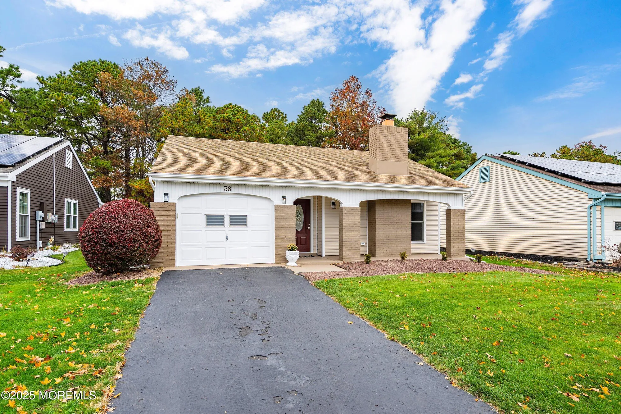 Property Slideshow image 2 of 28 | 38 twyford ln, Manchester, NJ, 08759