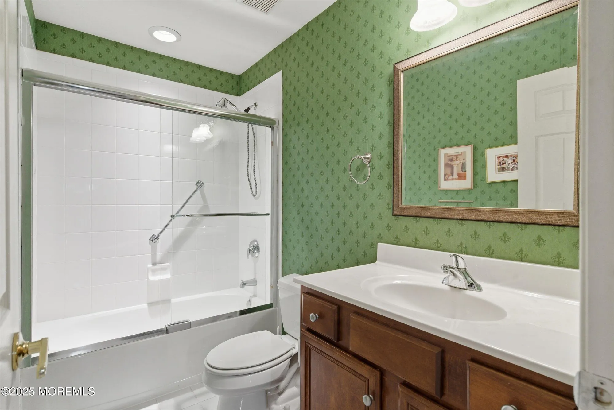 Property Slideshow image 26 of 46 | 41 rolling meadows blvd, Asbury Park, NJ, 07712