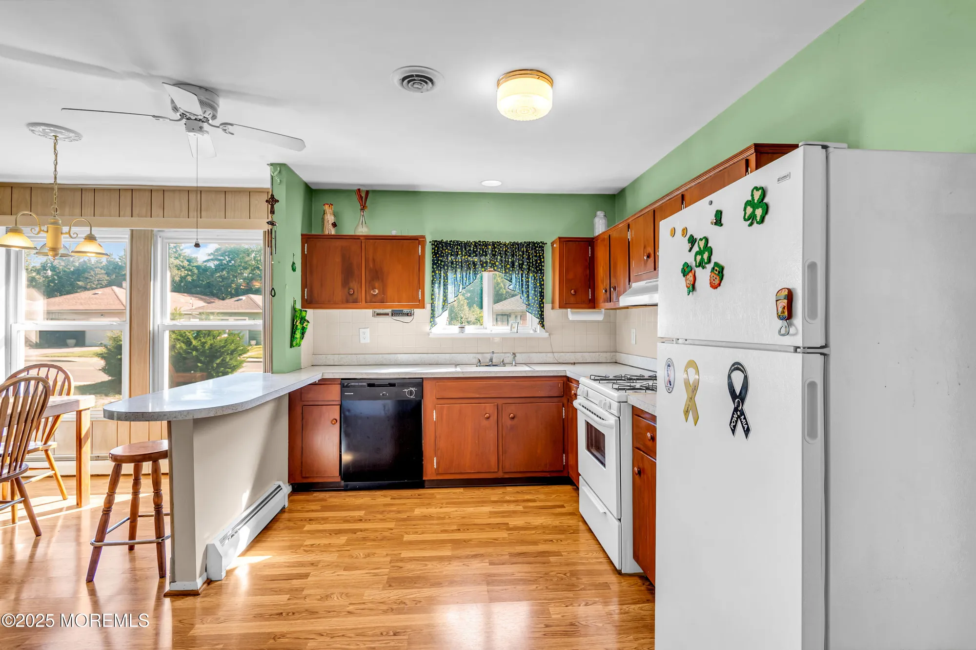 Property Slideshow image 16 of 36 | 37 oranjestad st, Toms River, NJ, 08757