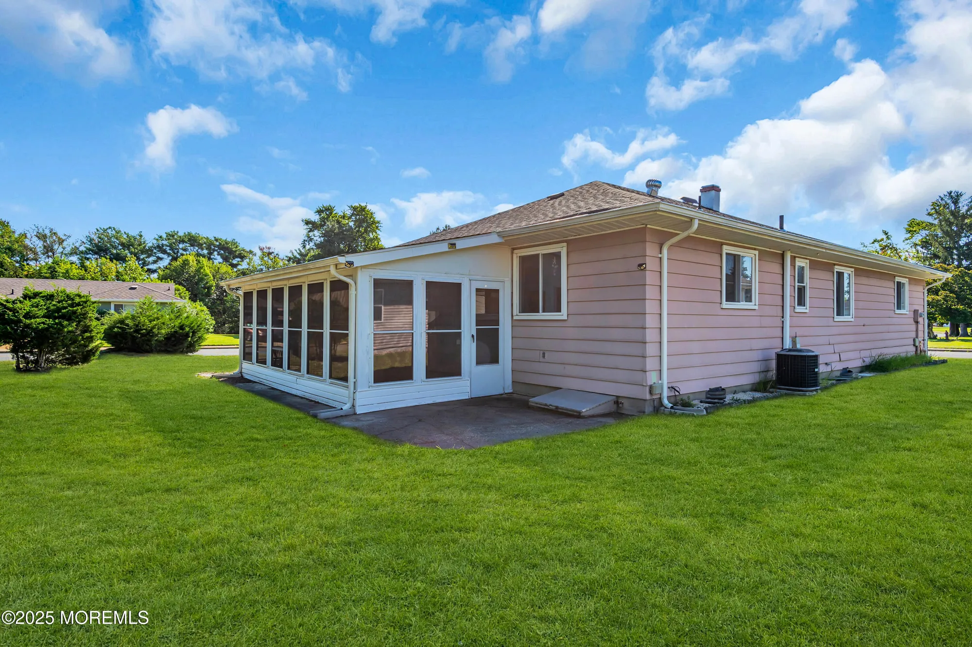 Property Slideshow image 31 of 36 | 37 oranjestad st, Toms River, NJ, 08757