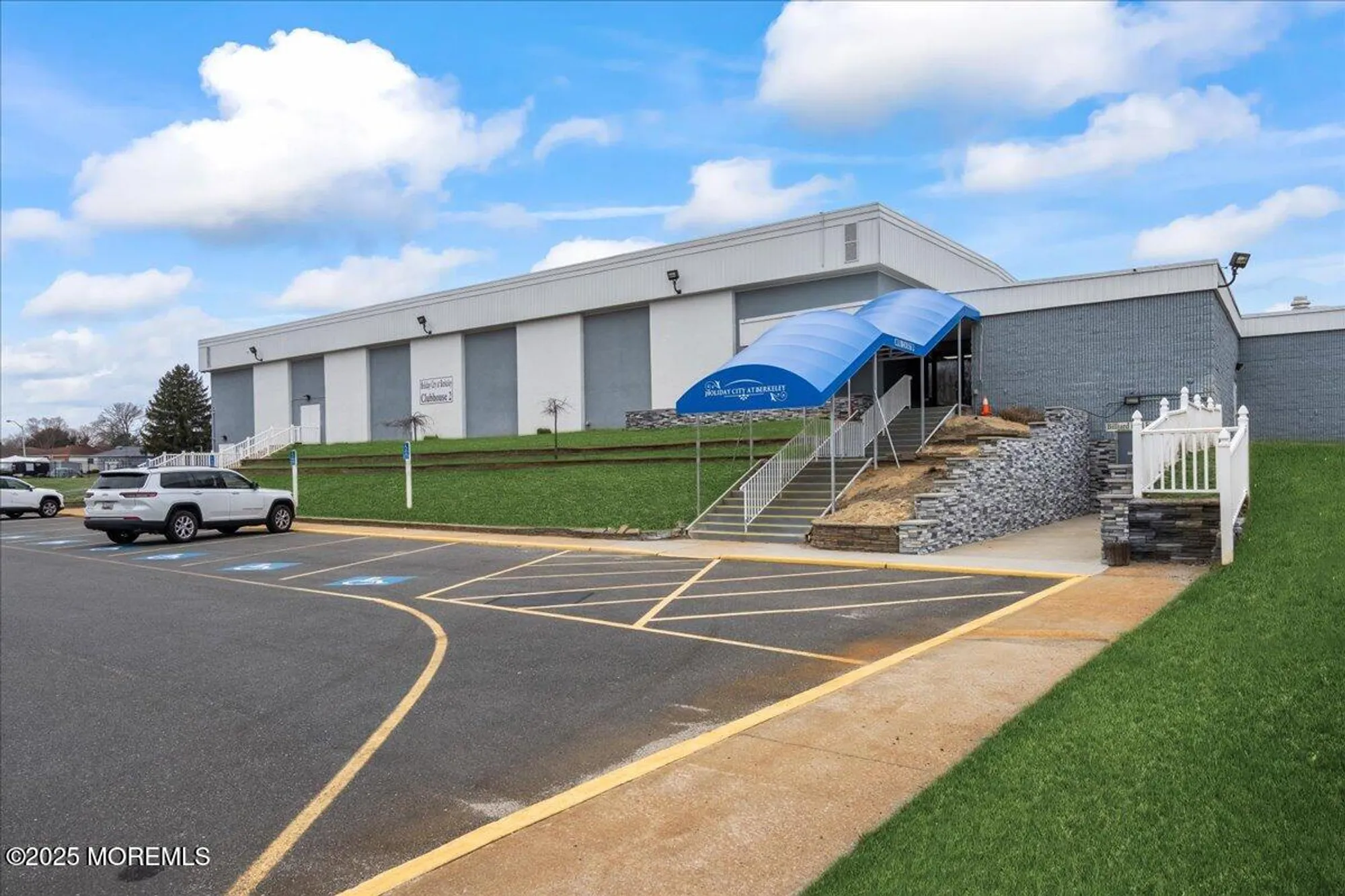 Property Slideshow image 34 of 36 | 37 oranjestad st, Toms River, NJ, 08757