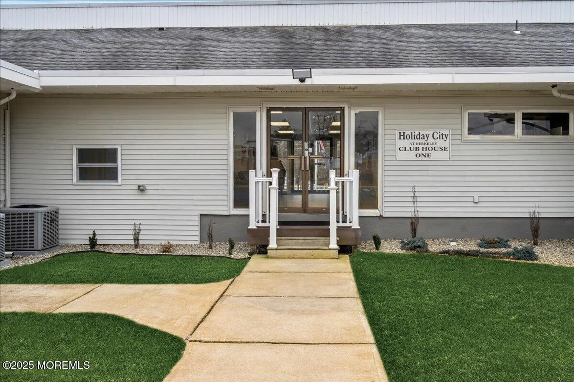 Property Slideshow image 35 of 36 | 37 oranjestad st, Toms River, NJ, 08757