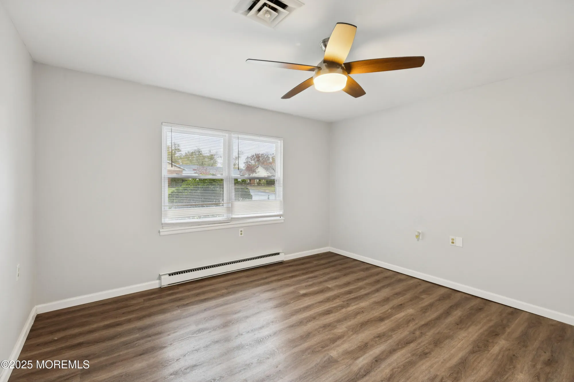 Property Slideshow image 18 of 26 | 530 portsmouth dr d, Lakewood, NJ, 08701