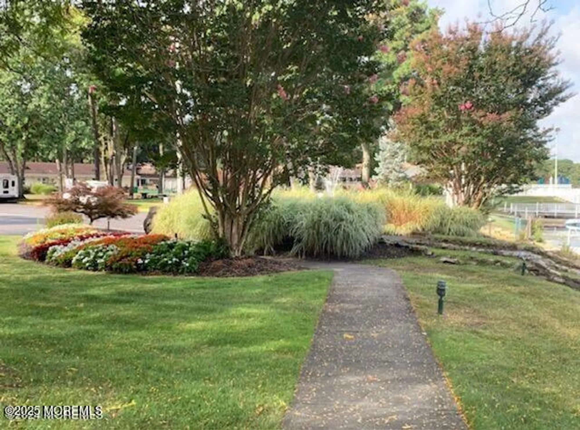 Property Slideshow image 4 of 26 | 530 portsmouth dr d, Lakewood, NJ, 08701