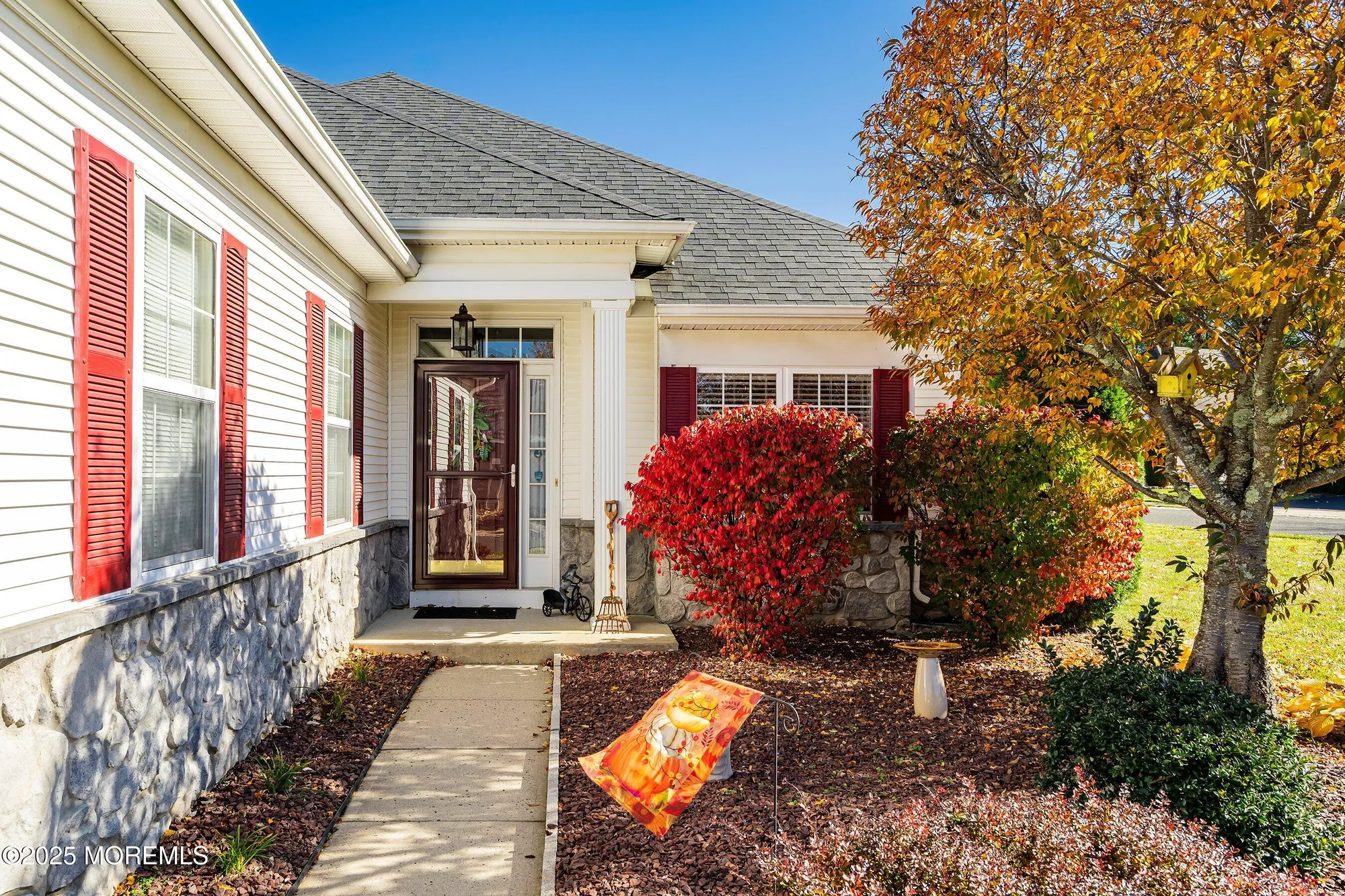 Property Slideshow image 4 of 53 | 76 eleanor rd, Manchester, NJ, 08759