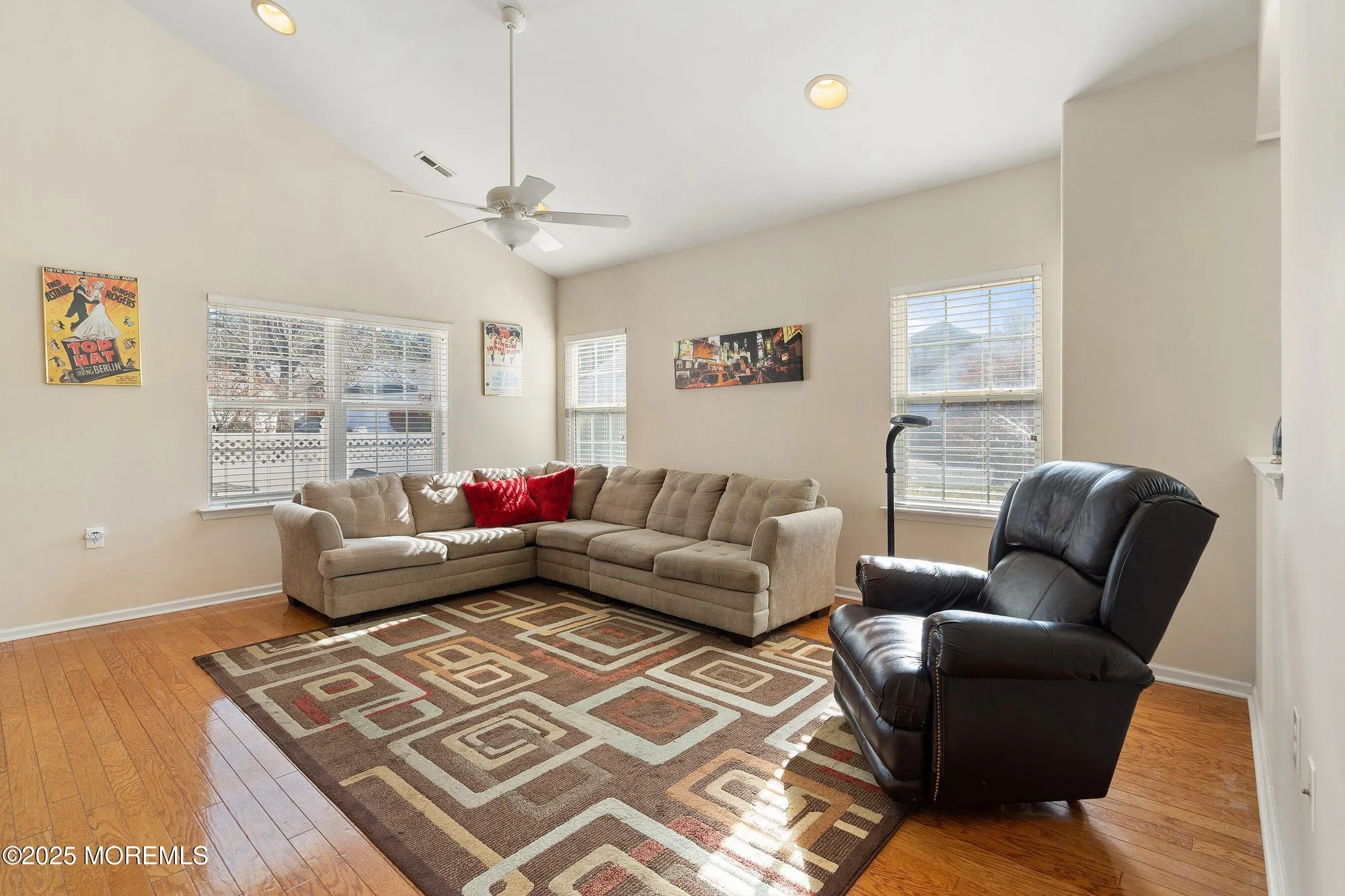 Property Slideshow image 9 of 53 | 76 eleanor rd, Manchester, NJ, 08759