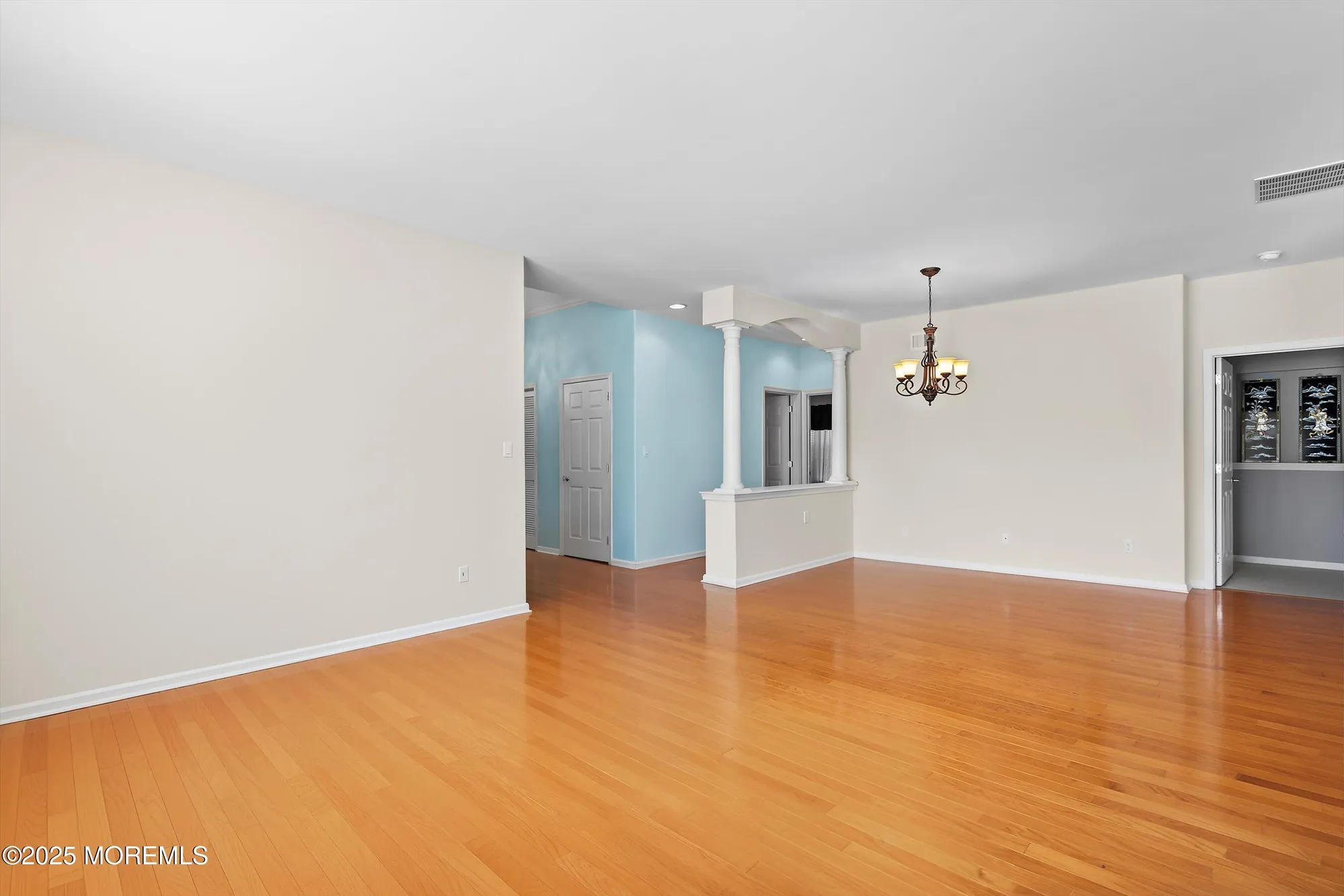 Property Slideshow image 13 of 53 | 76 eleanor rd, Manchester, NJ, 08759