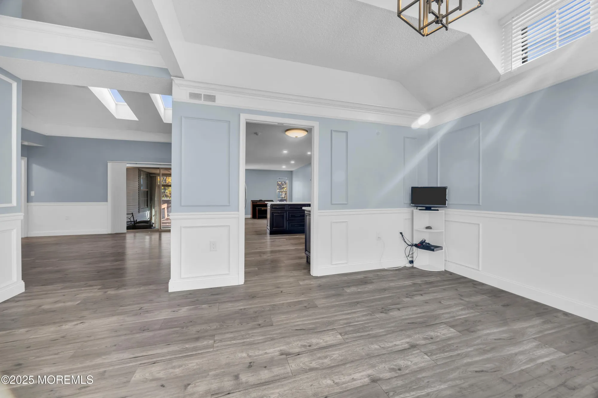 Property Slideshow image 6 of 50 | 12 thatcher ct, Jackson, NJ, 08527