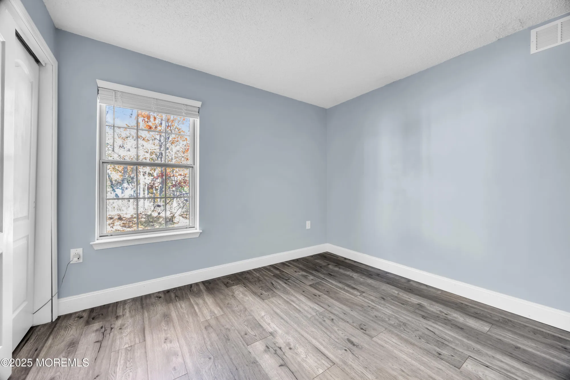 Property Slideshow image 24 of 50 | 12 thatcher ct, Jackson, NJ, 08527