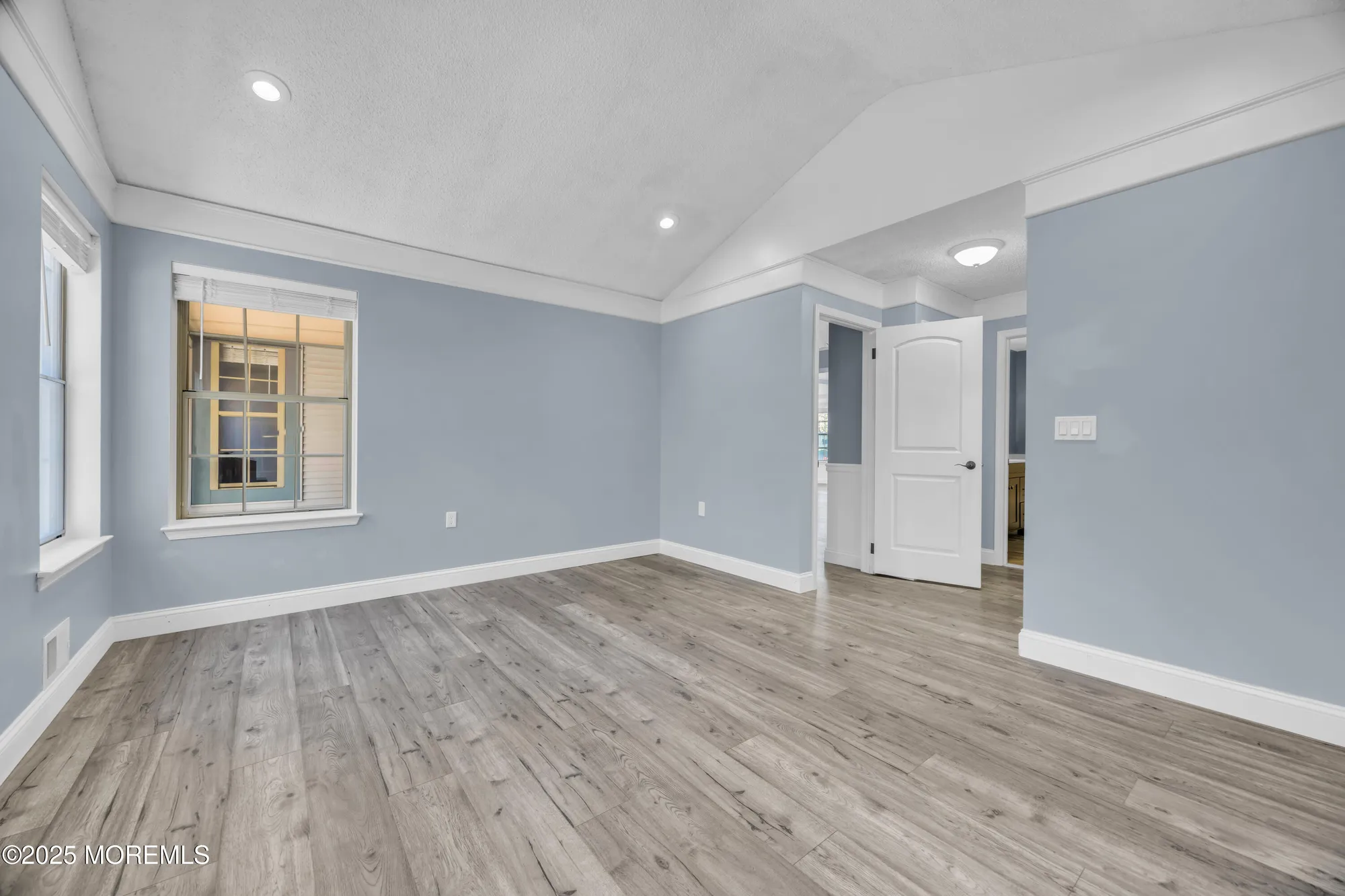 Property Slideshow image 18 of 50 | 12 thatcher ct, Jackson, NJ, 08527