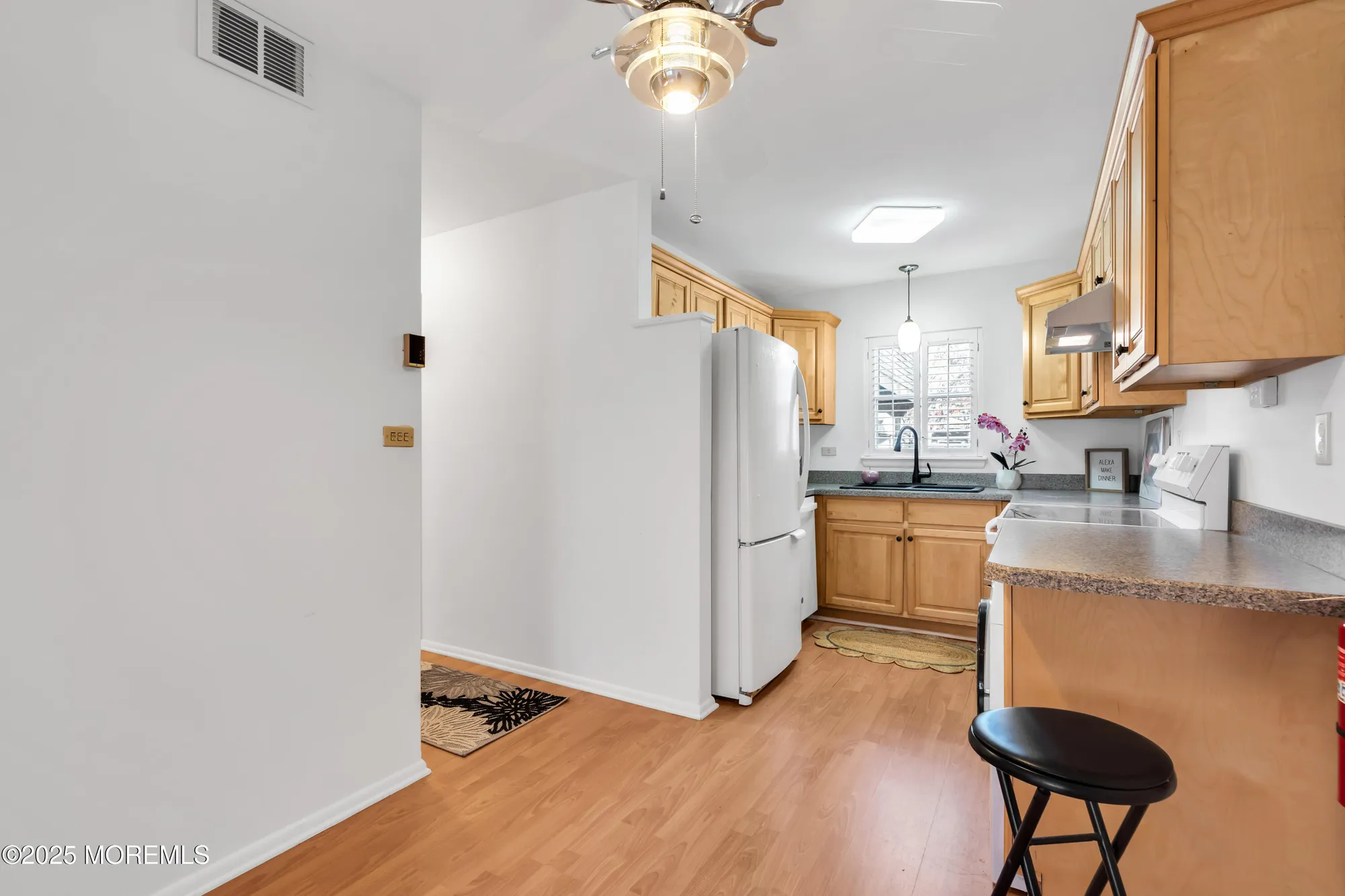 Property Slideshow image 14 of 32 | 47 e cambridge ct 100e, Lakewood, NJ, 08701