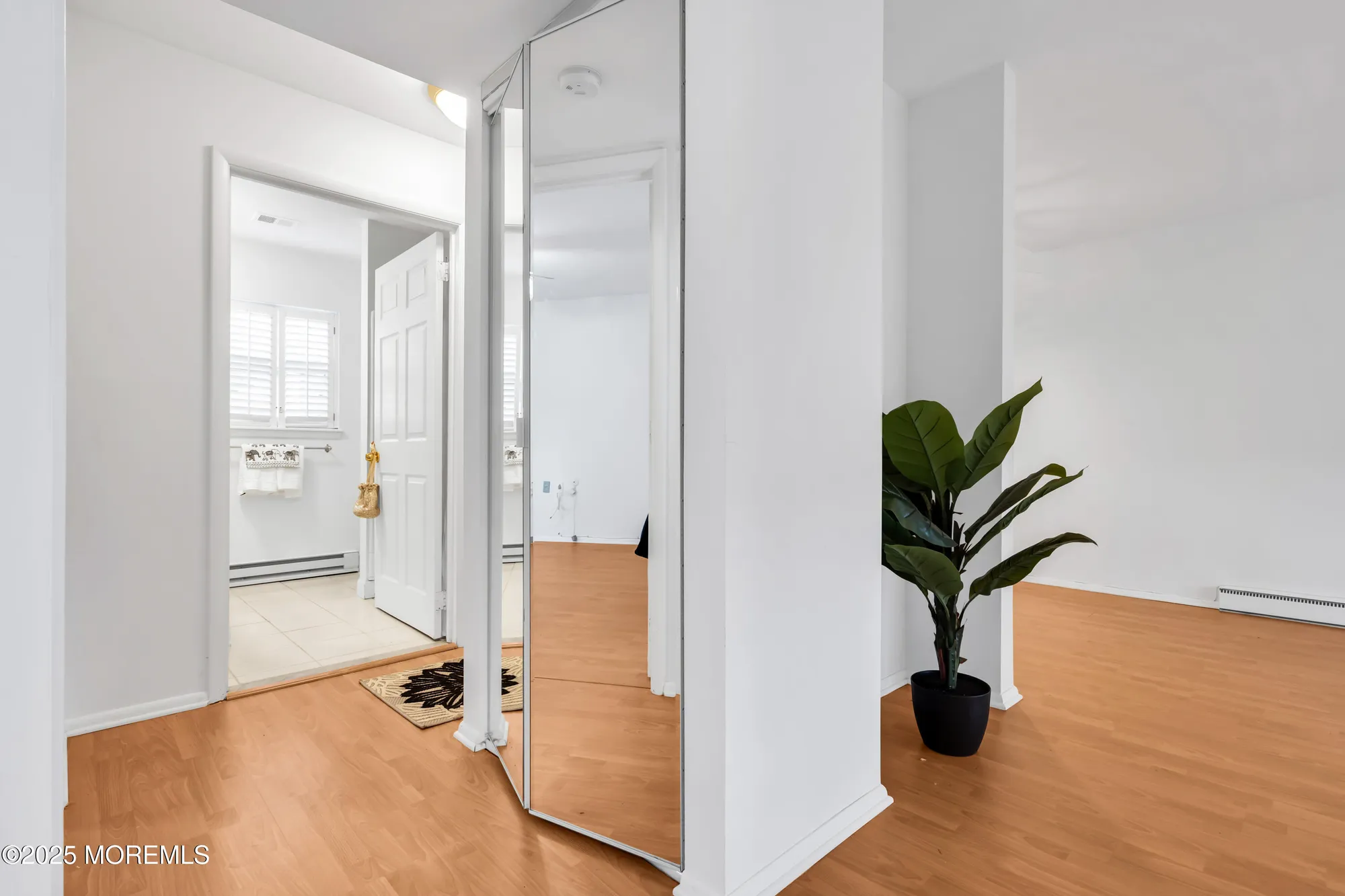 Property Slideshow image 19 of 32 | 47 e cambridge ct 100e, Lakewood, NJ, 08701