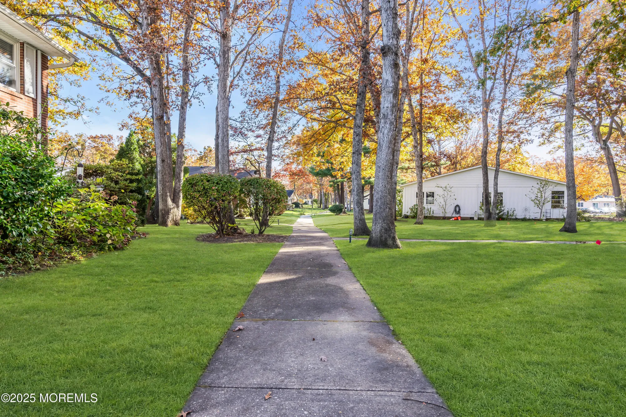 Property Slideshow image 7 of 32 | 47 e cambridge ct 100e, Lakewood, NJ, 08701