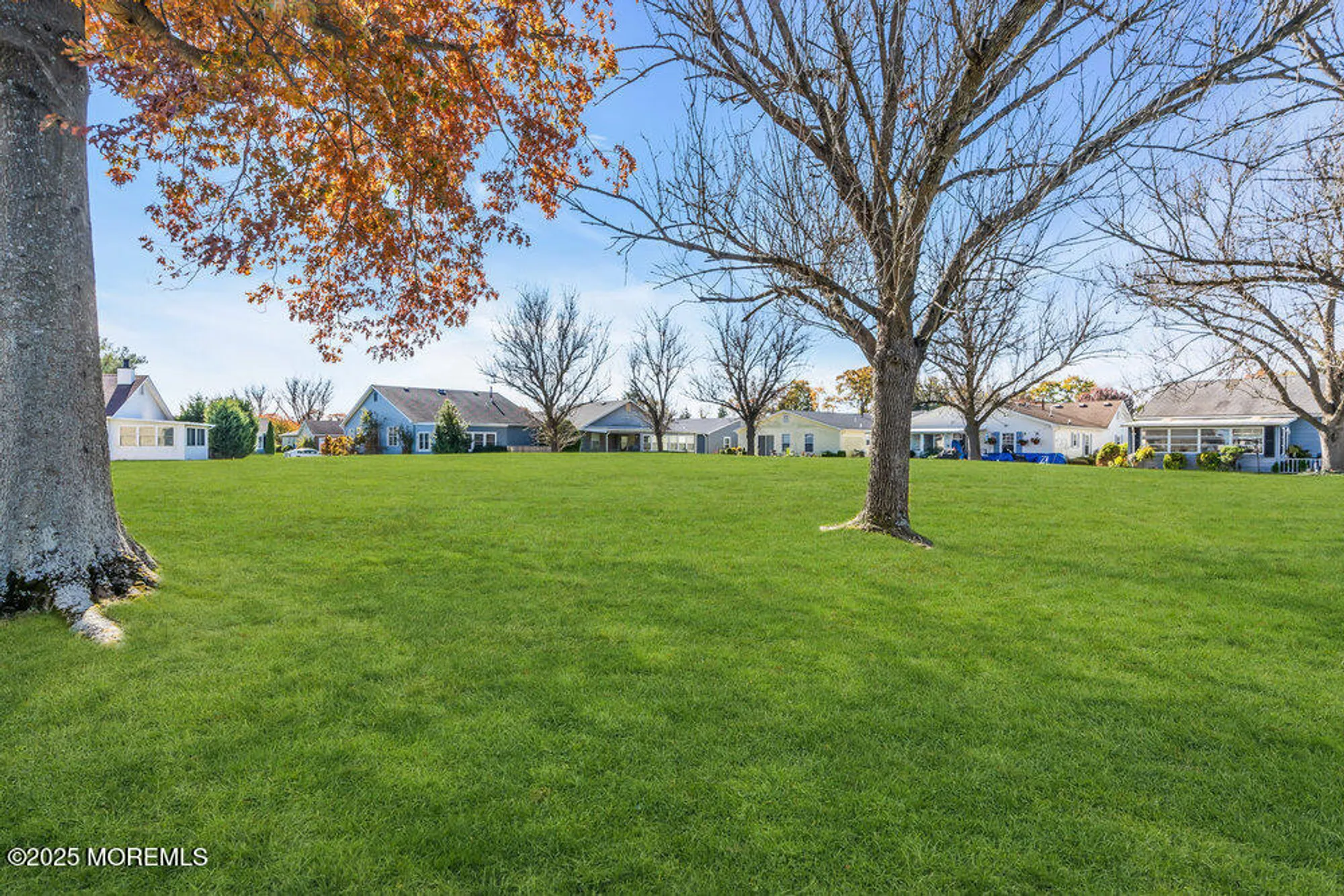 Property Slideshow image 28 of 32 | 68 mansfield dr, Brick, NJ, 08724