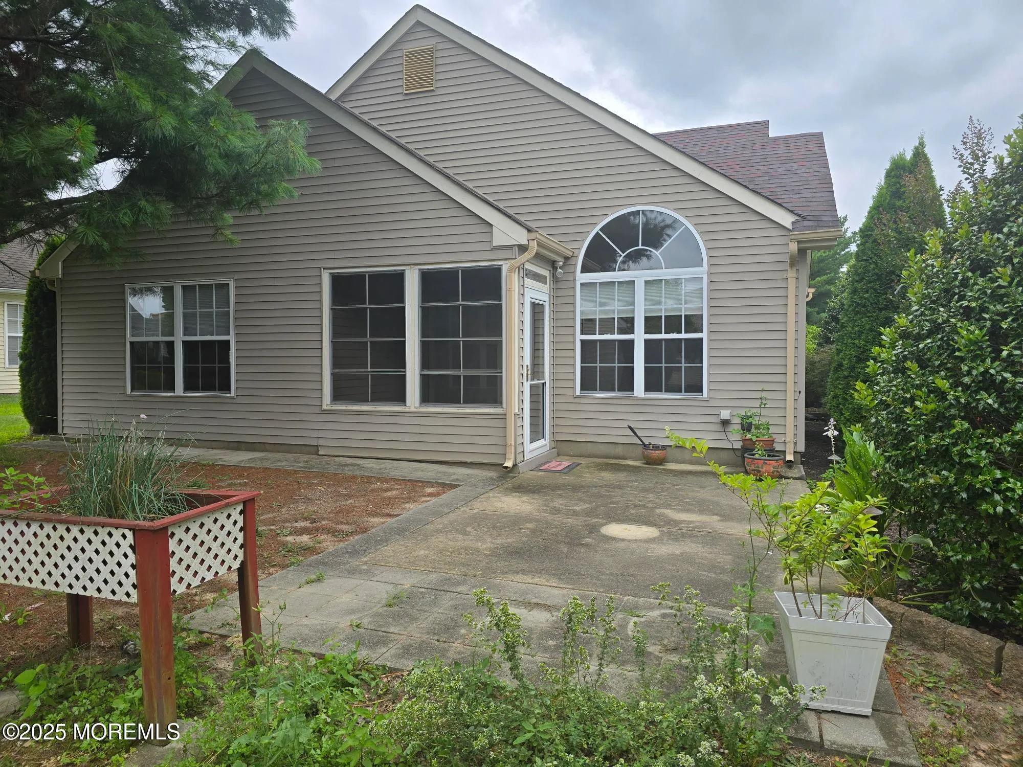 Property Slideshow image 4 of 36 | 2414 crisfield st, Toms River, NJ, 08755