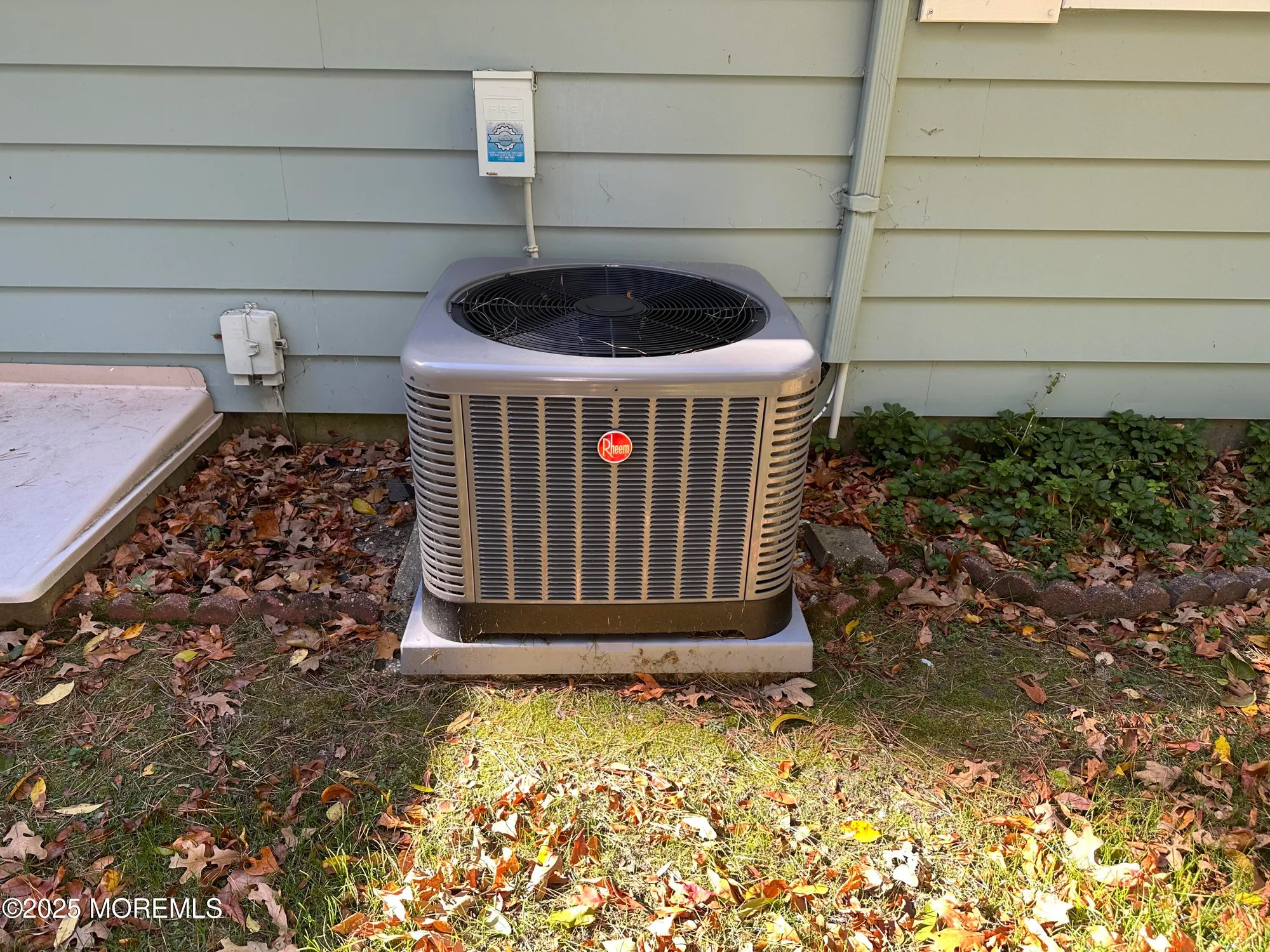 Property Slideshow image 4 of 25 | 59 franklin ln, Whiting, NJ, 08759