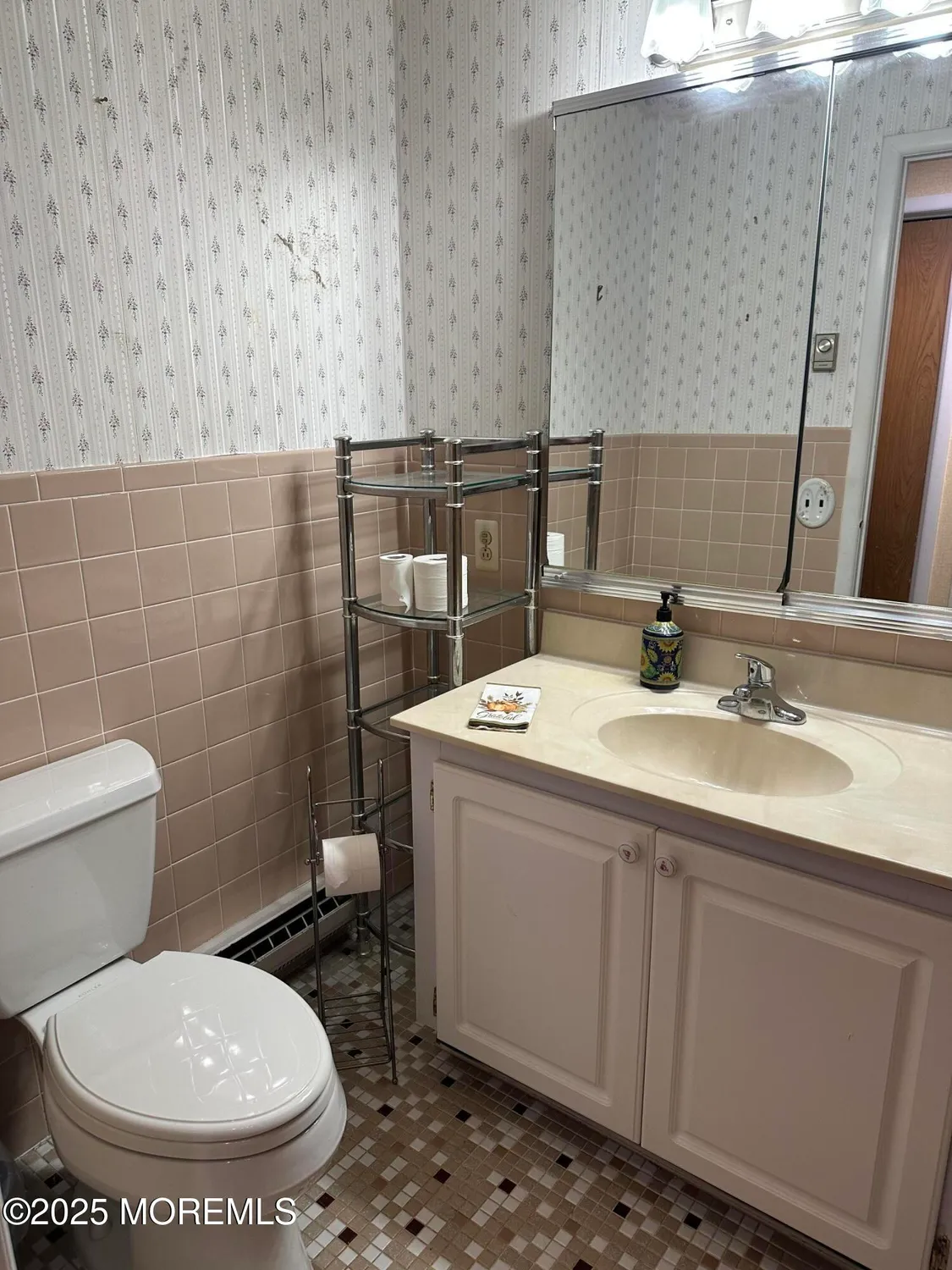 Property Slideshow image 20 of 25 | 59 franklin ln, Whiting, NJ, 08759