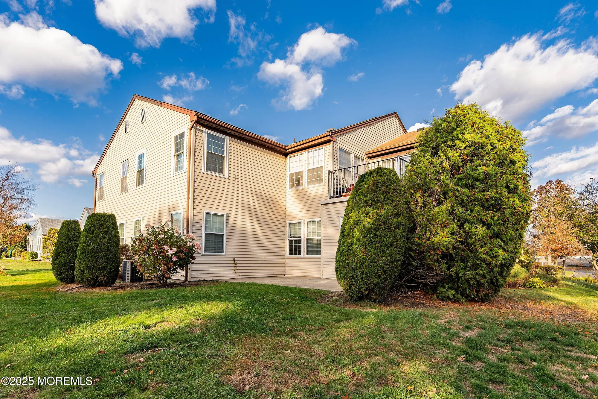 Property Slideshow image 4 of 40 | 26 daniel webster ave d, Monroe, NJ, 08831