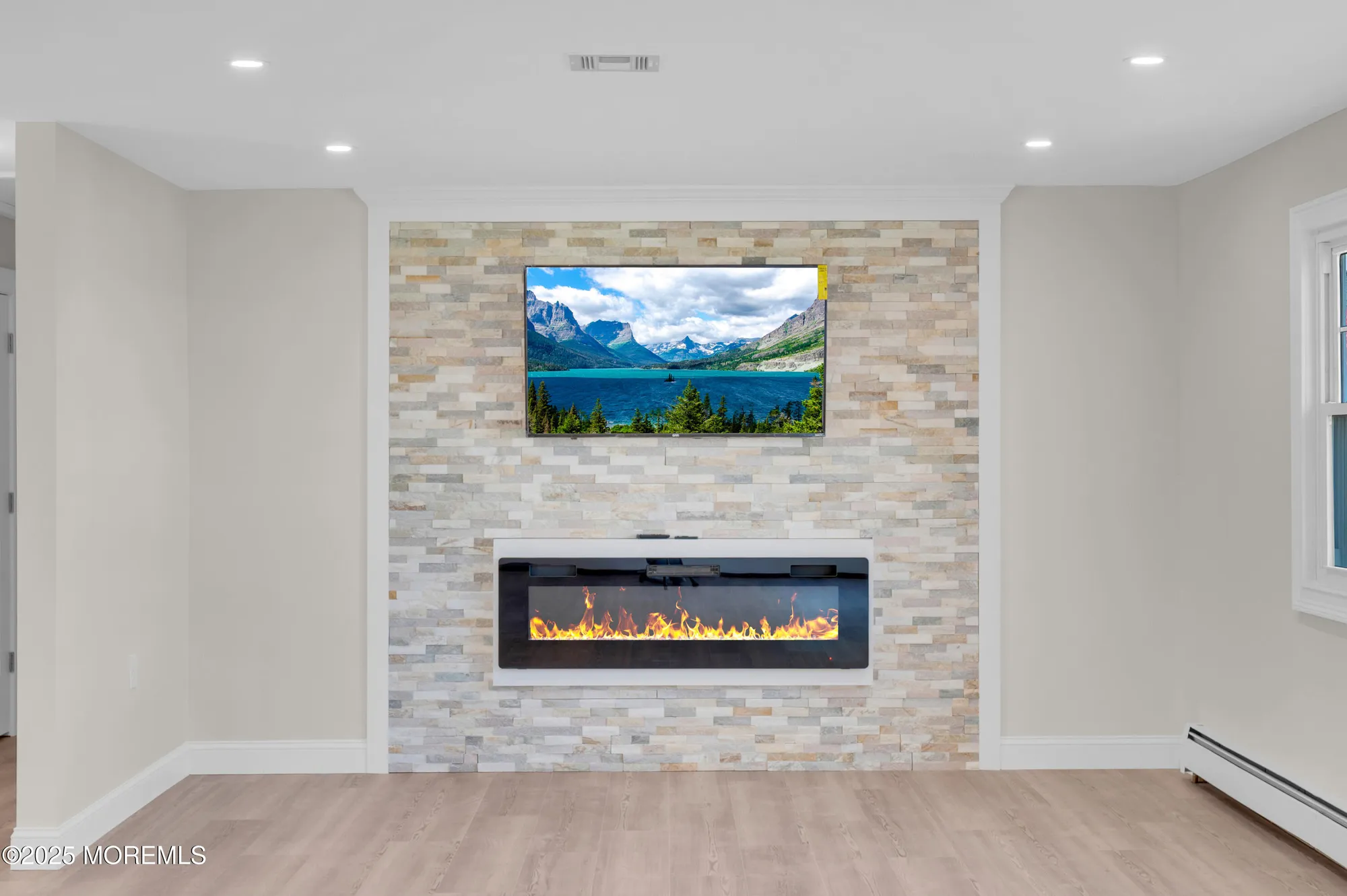 Property Slideshow image 2 of 29 | 18 leighton ct, Toms River, NJ, 08757