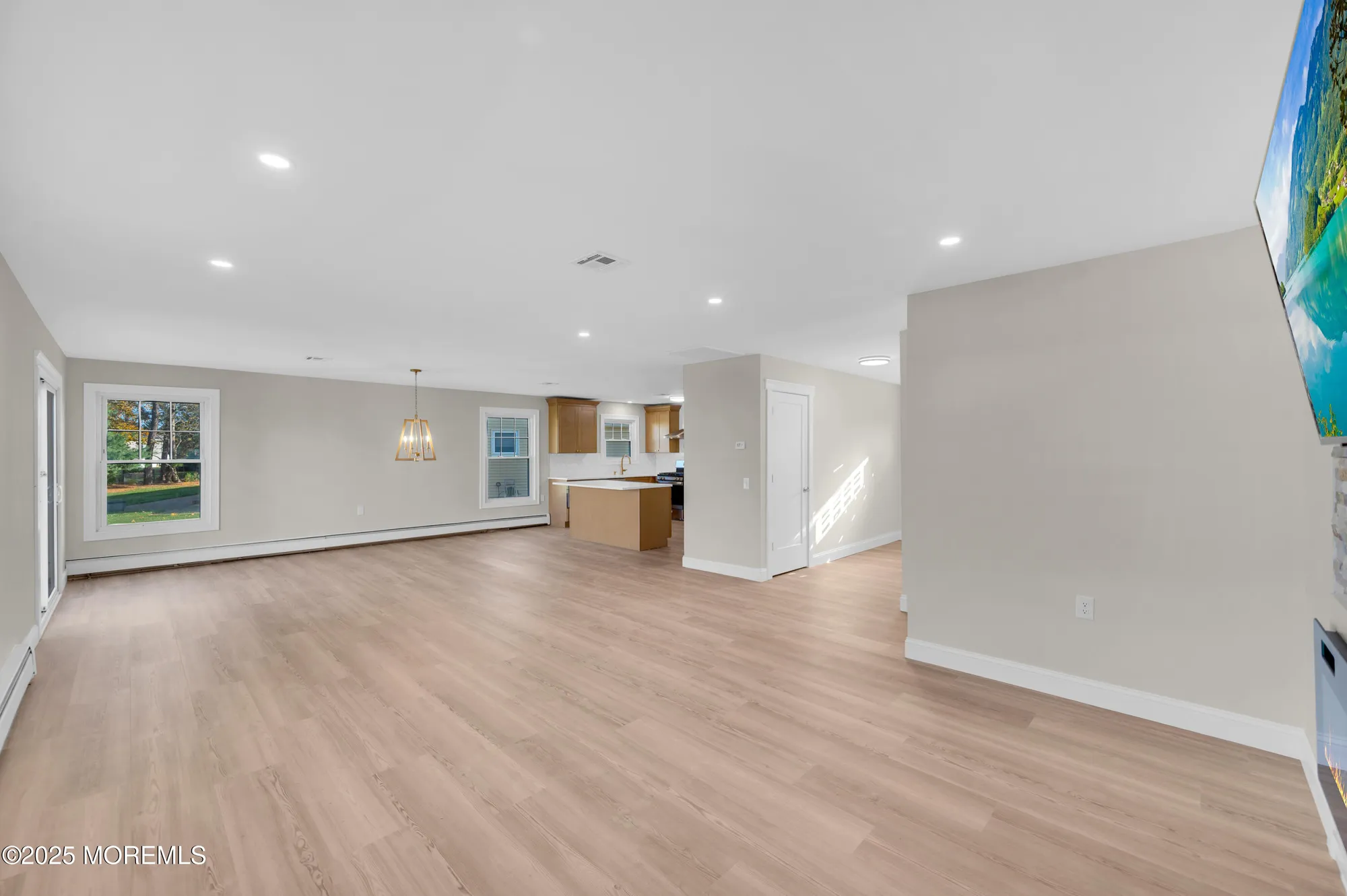 Property Slideshow image 17 of 29 | 18 leighton ct, Toms River, NJ, 08757