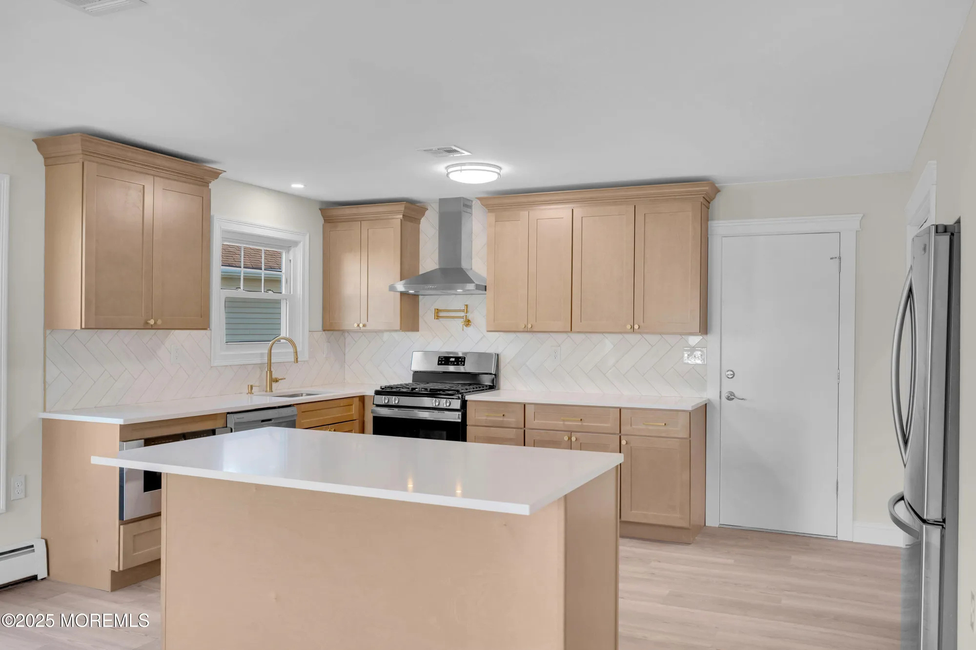 Property Slideshow image 21 of 29 | 18 leighton ct, Toms River, NJ, 08757