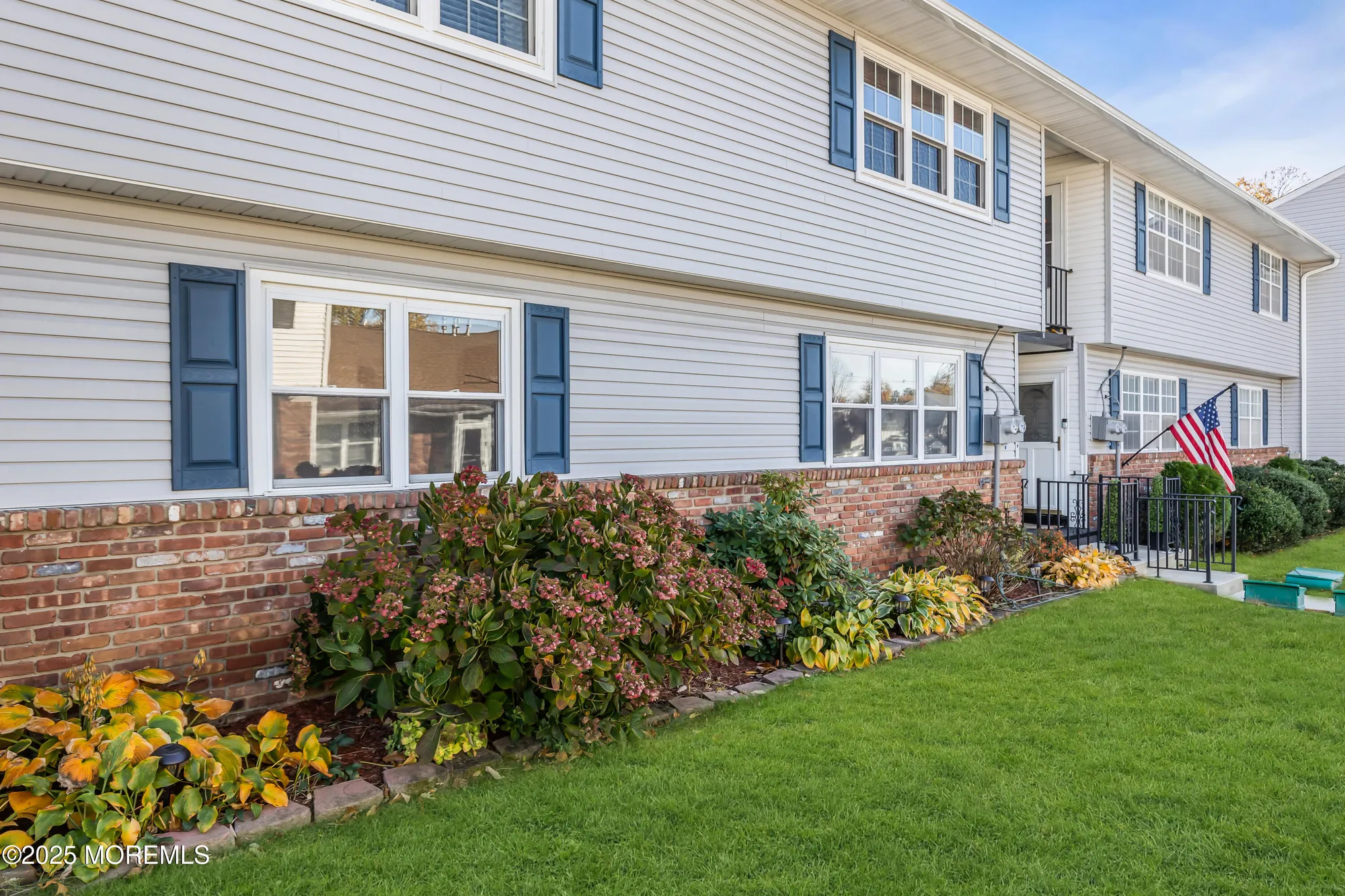 Property Slideshow image 2 of 32 | 5 indiana ct a, Matawan, NJ, 07747