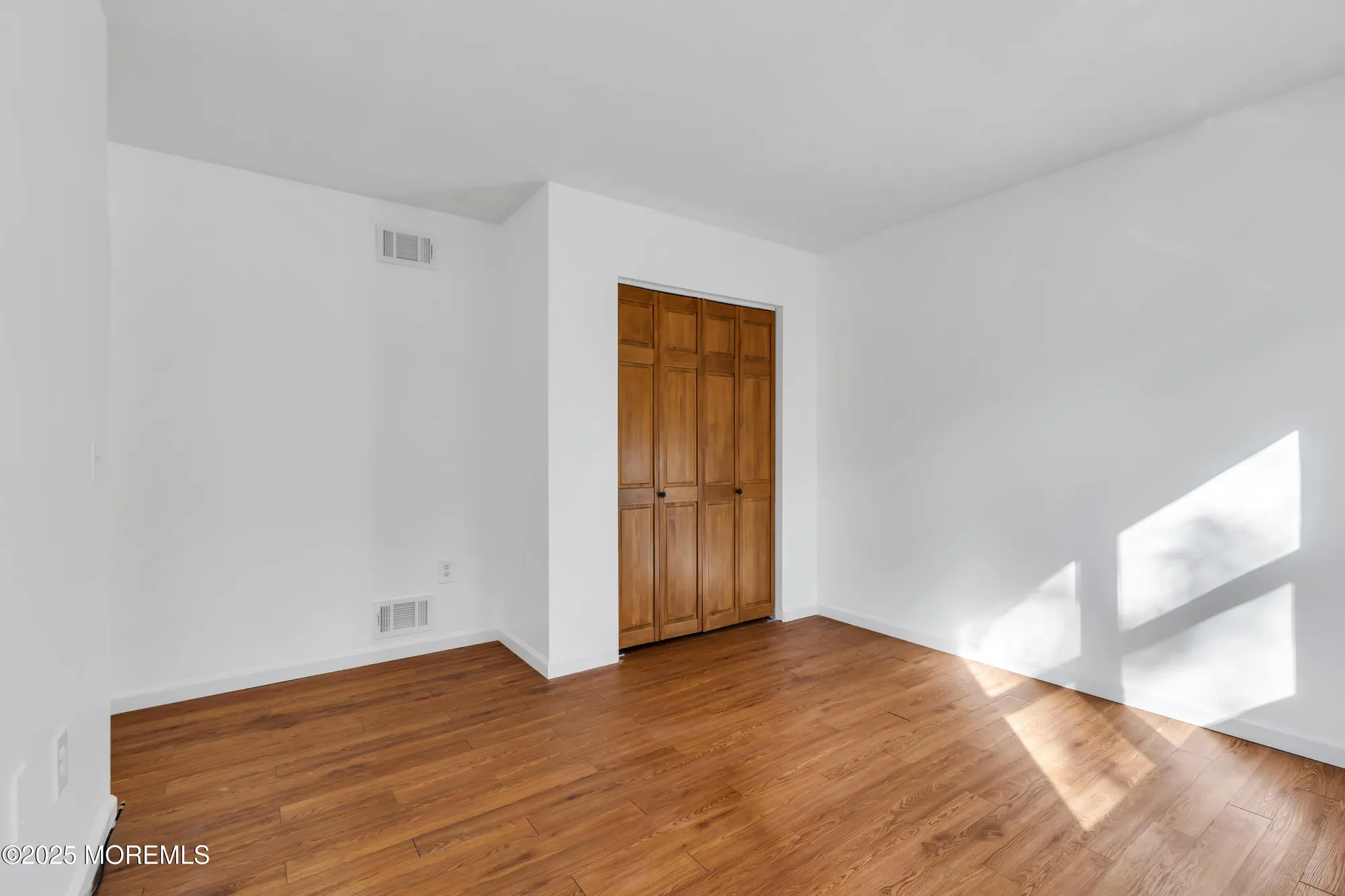 Property Slideshow image 21 of 32 | 5 indiana ct a, Matawan, NJ, 07747