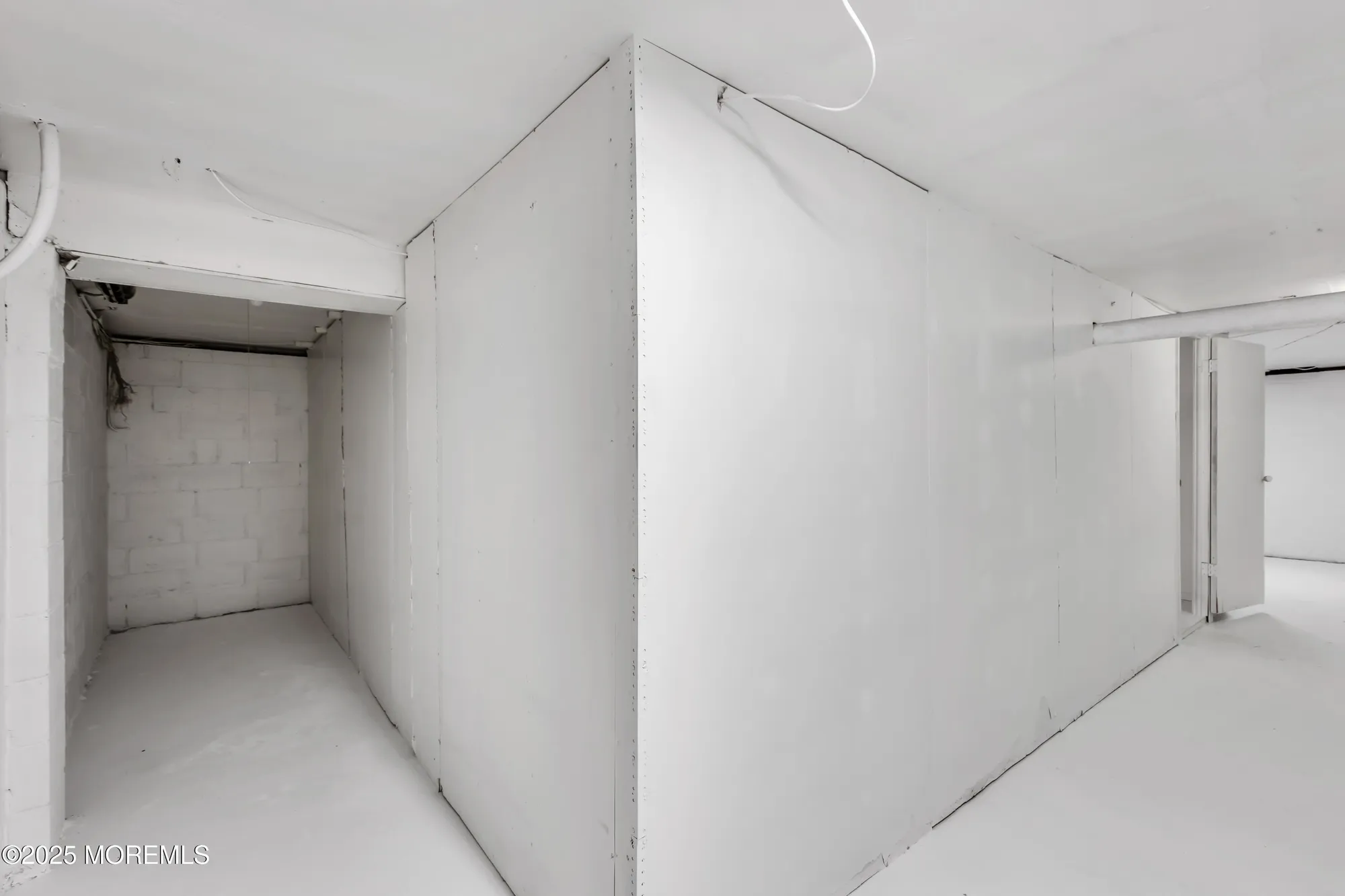 Property Slideshow image 26 of 32 | 5 indiana ct a, Matawan, NJ, 07747