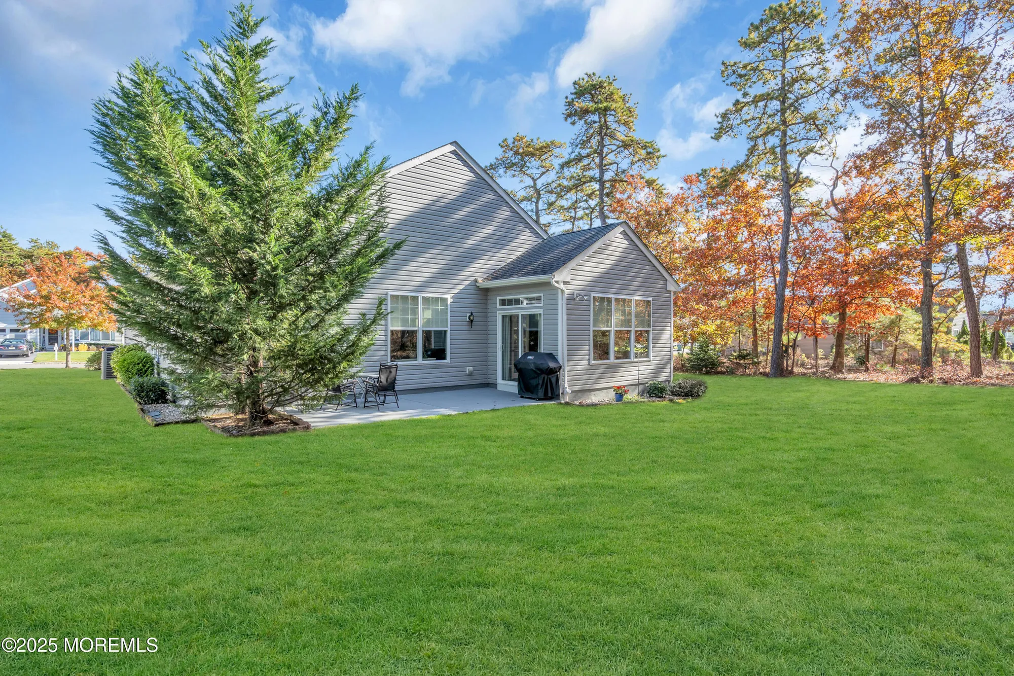 Property Slideshow image 17 of 32 | 339 newport way, Little Egg Harbor Twp, NJ, 08087