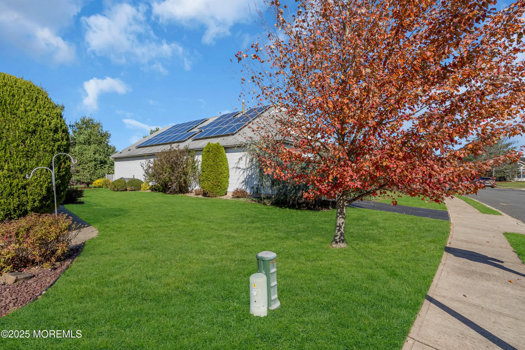 Property Slideshow image 6 of 42 | 31 florence dr, Manchester, NJ, 08759