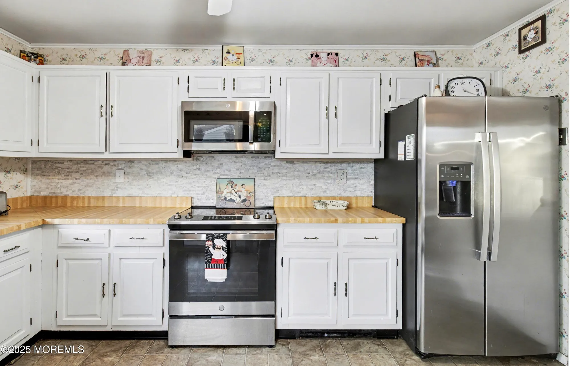 Property Slideshow image 7 of 25 | 567a mayfair rd, Manchester, NJ, 08759