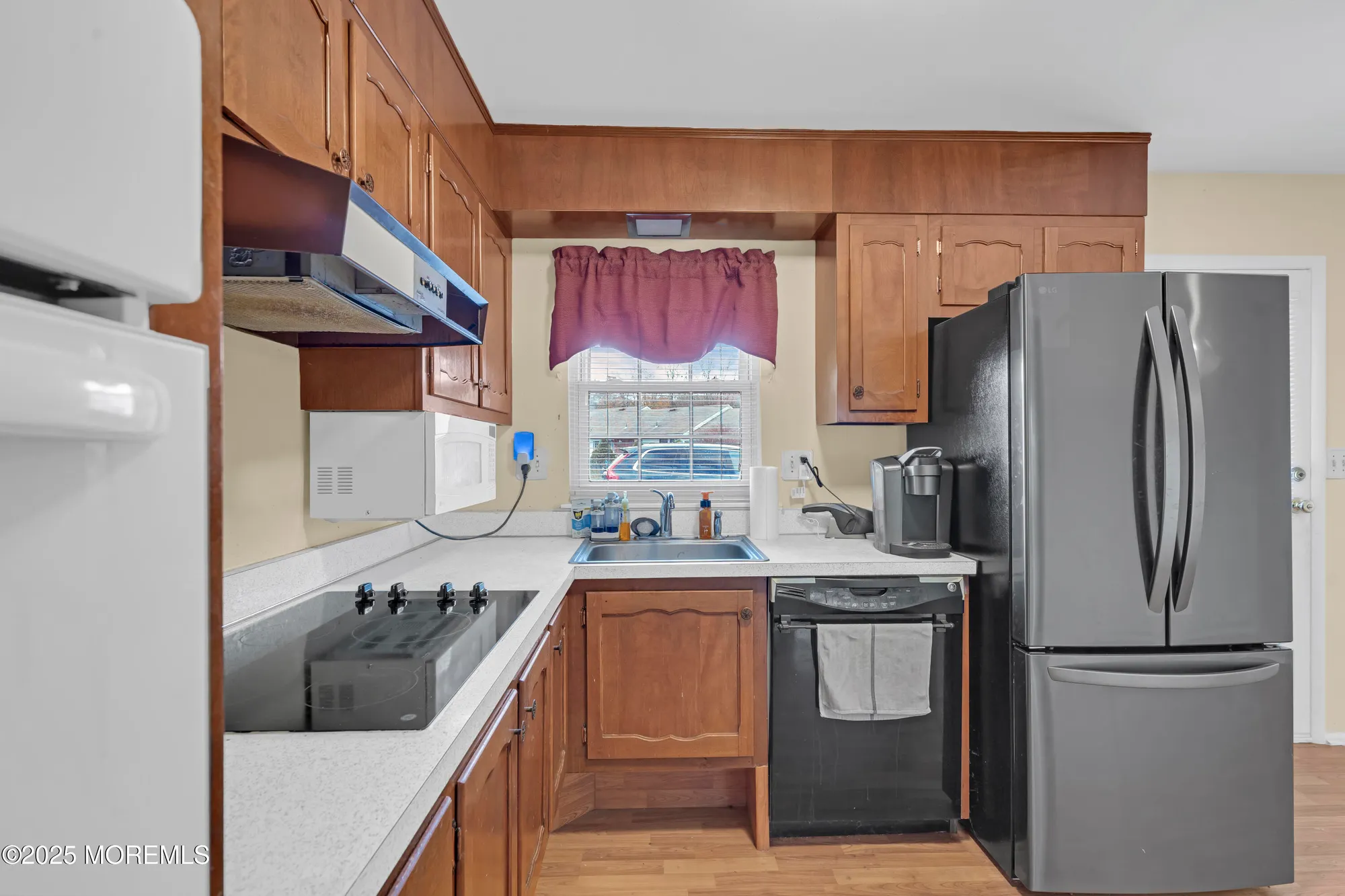 Property Slideshow image 27 of 36 | 237 huntington dr c, Lakewood, NJ, 08701