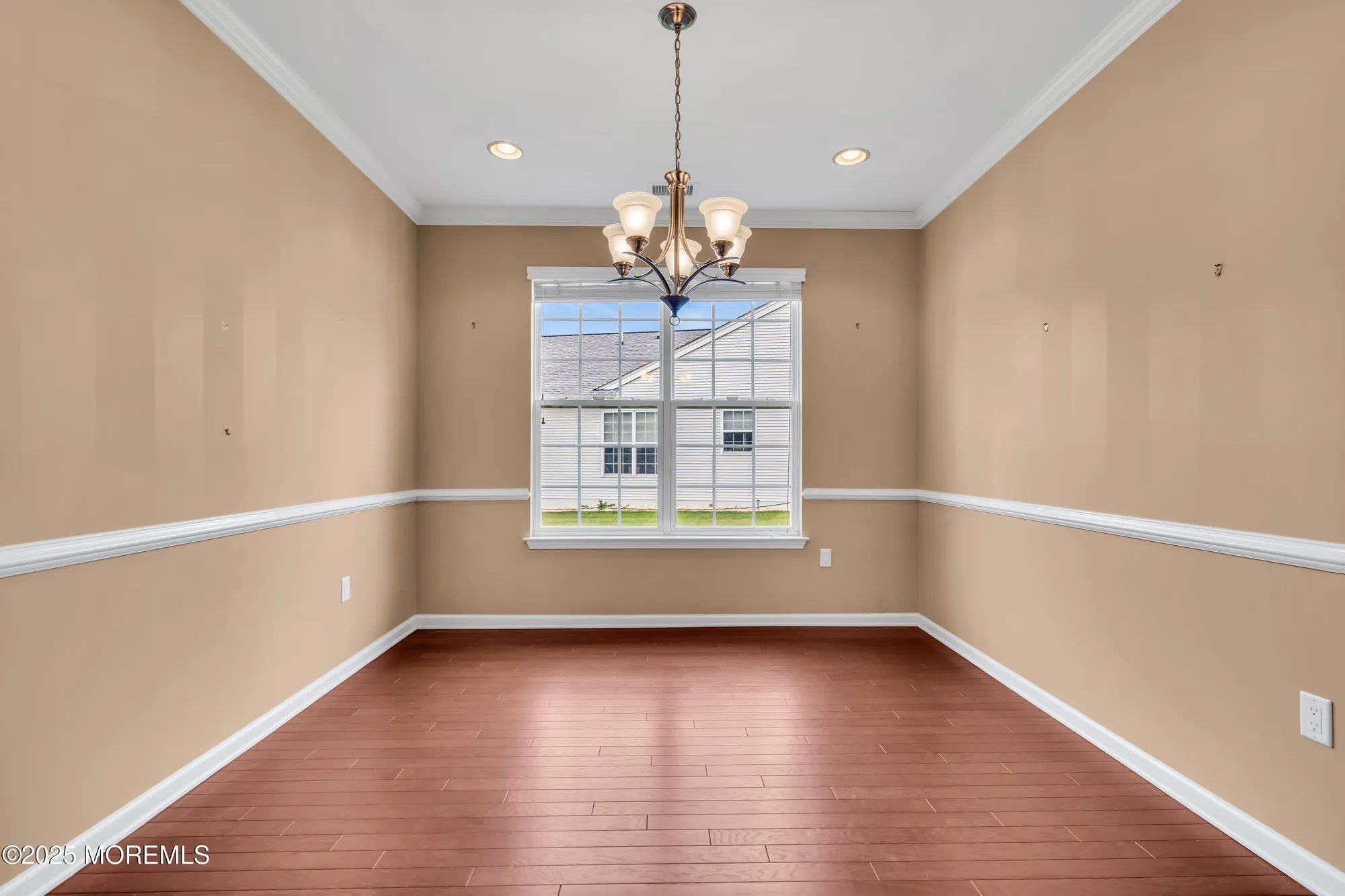 Property Slideshow image 11 of 37 | 42 pembroke dr, Jackson, NJ, 08527