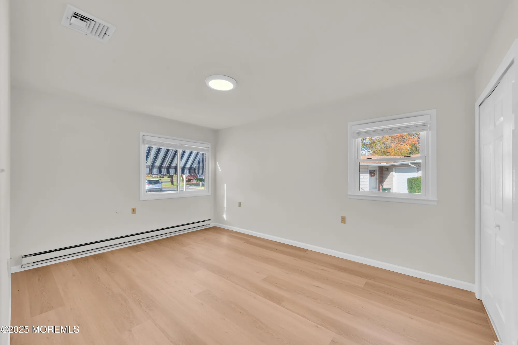 Property Slideshow image 20 of 38 | 8 holmes ct, Brick, NJ, 08724