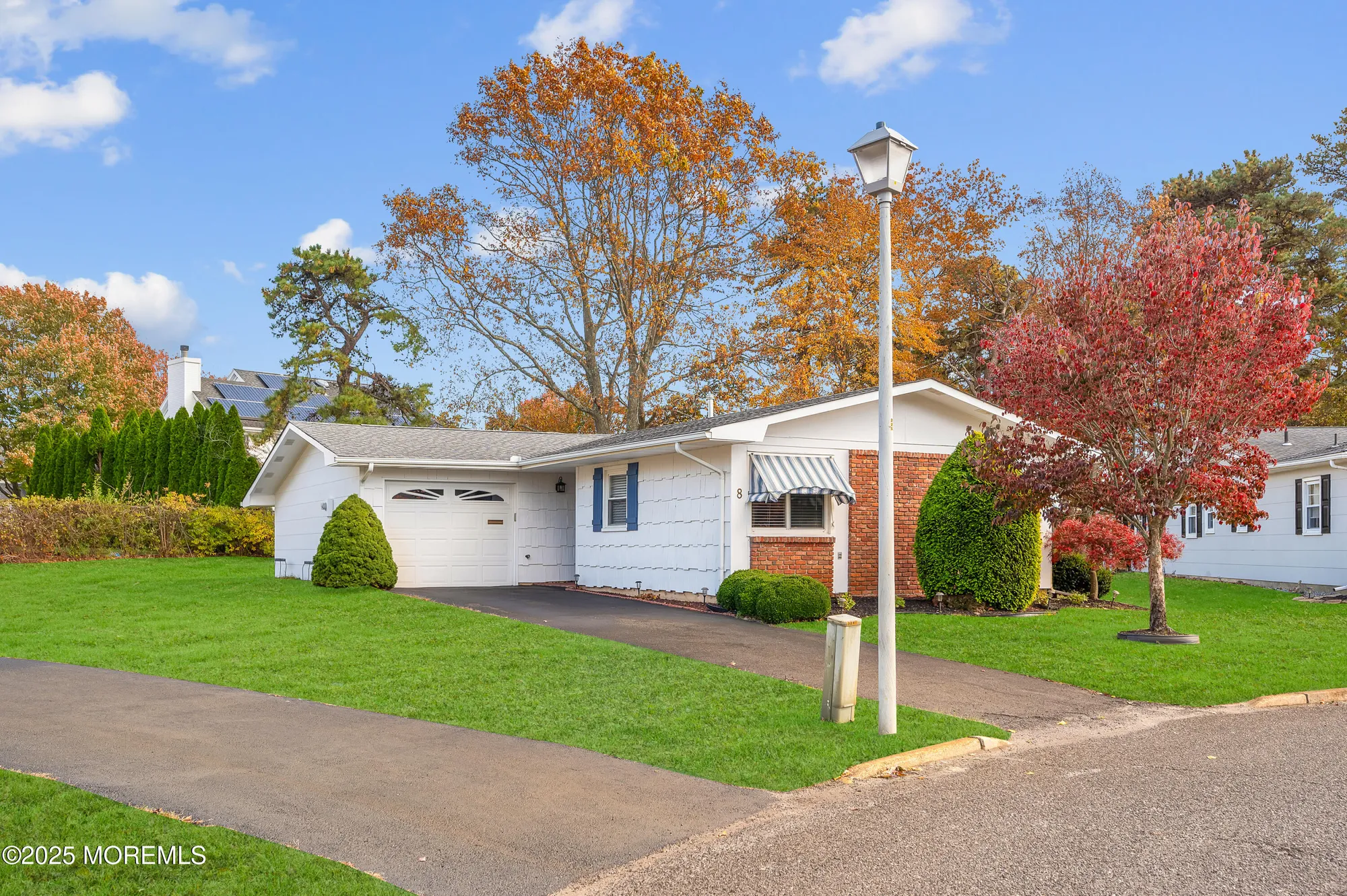 Property Slideshow image 2 of 38 | 8 holmes ct, Brick, NJ, 08724