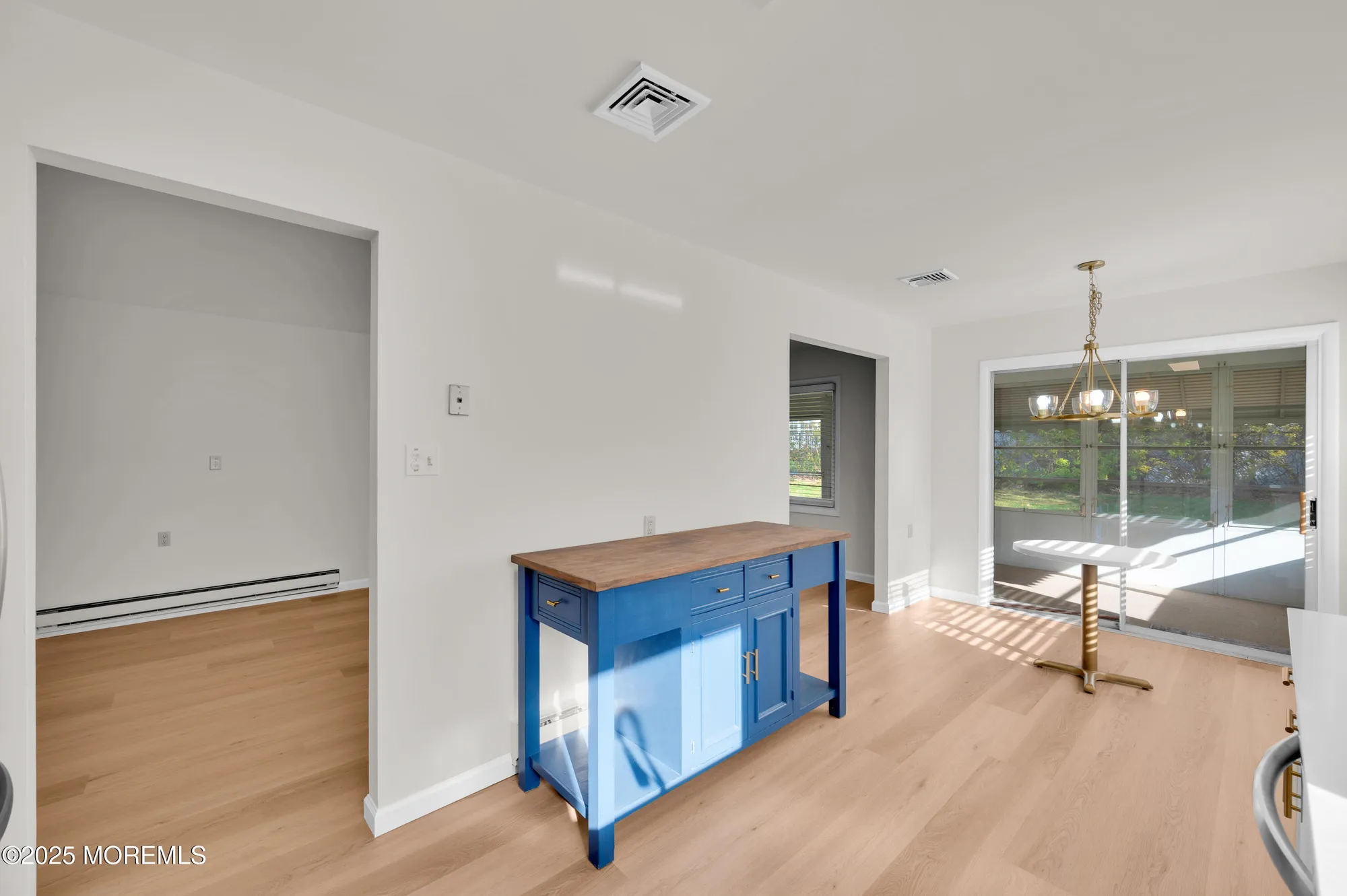 Property Slideshow image 16 of 38 | 8 holmes ct, Brick, NJ, 08724