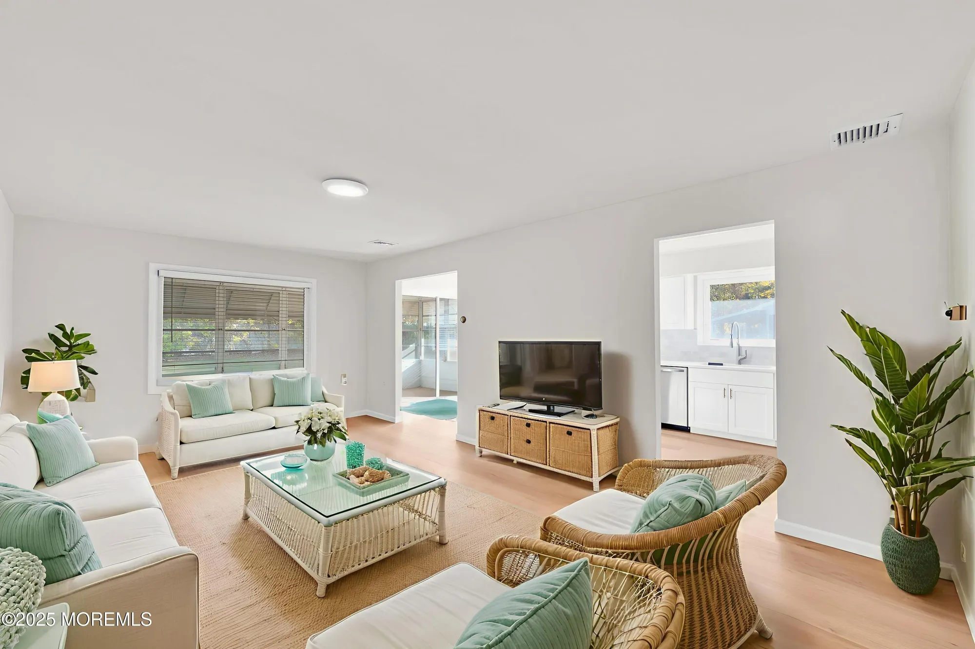 Property Slideshow image 7 of 38 | 8 holmes ct, Brick, NJ, 08724